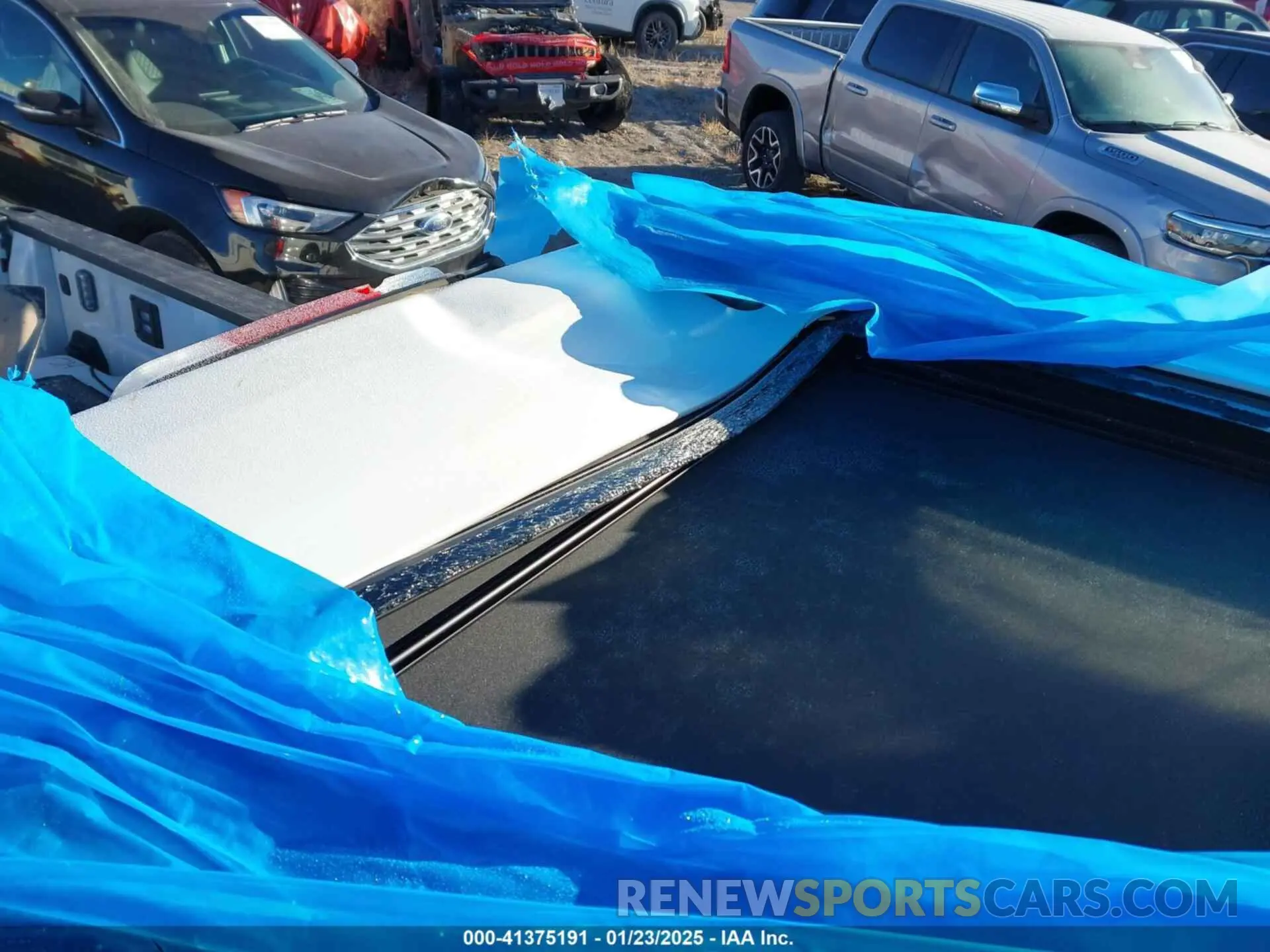 14 Photograph of a damaged car 1FT8W3BM8RED85178 FORD F-350 2024