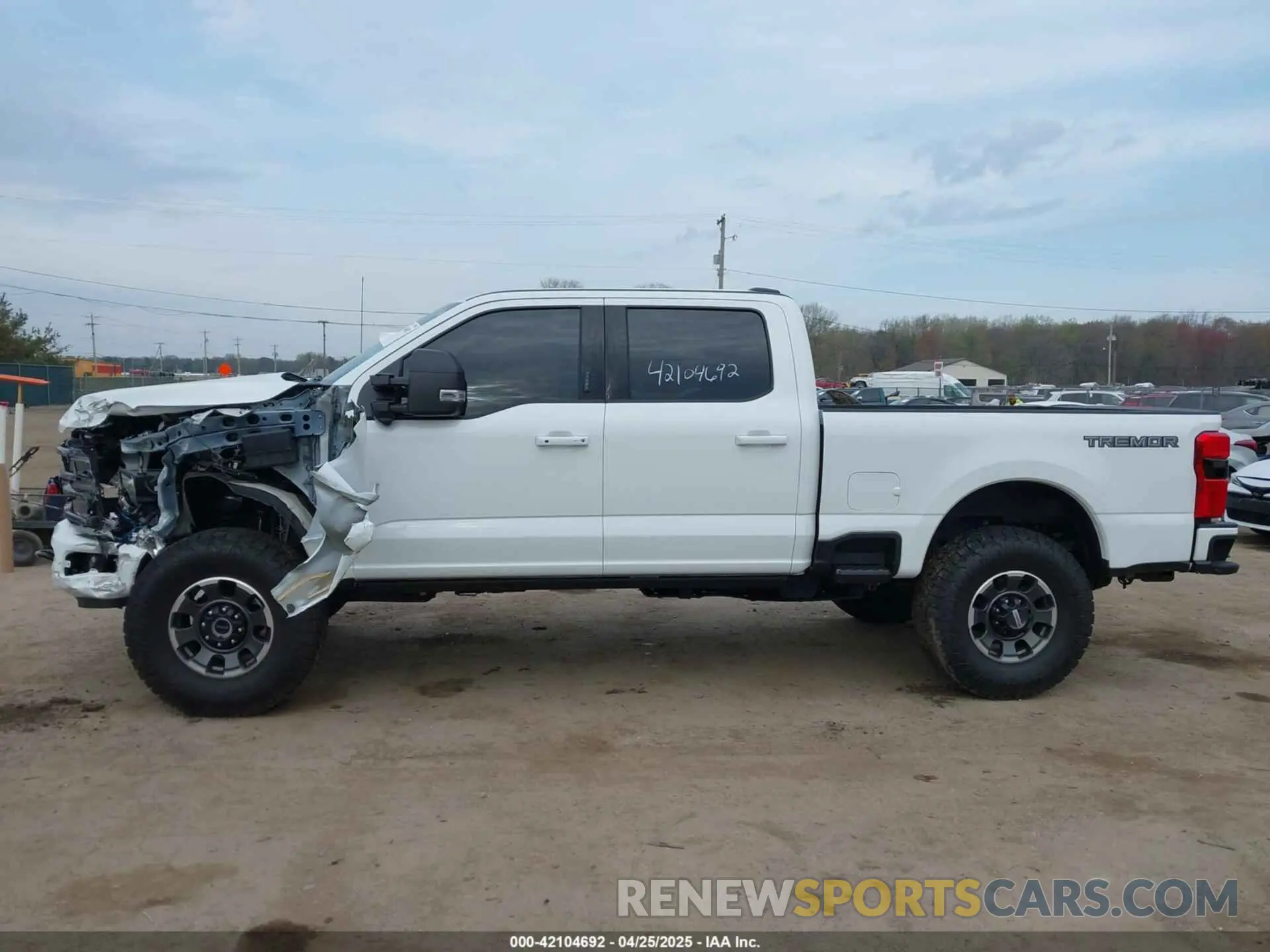 14 Photograph of a damaged car 1FT8W3BN5REC45999 FORD F-350 2024