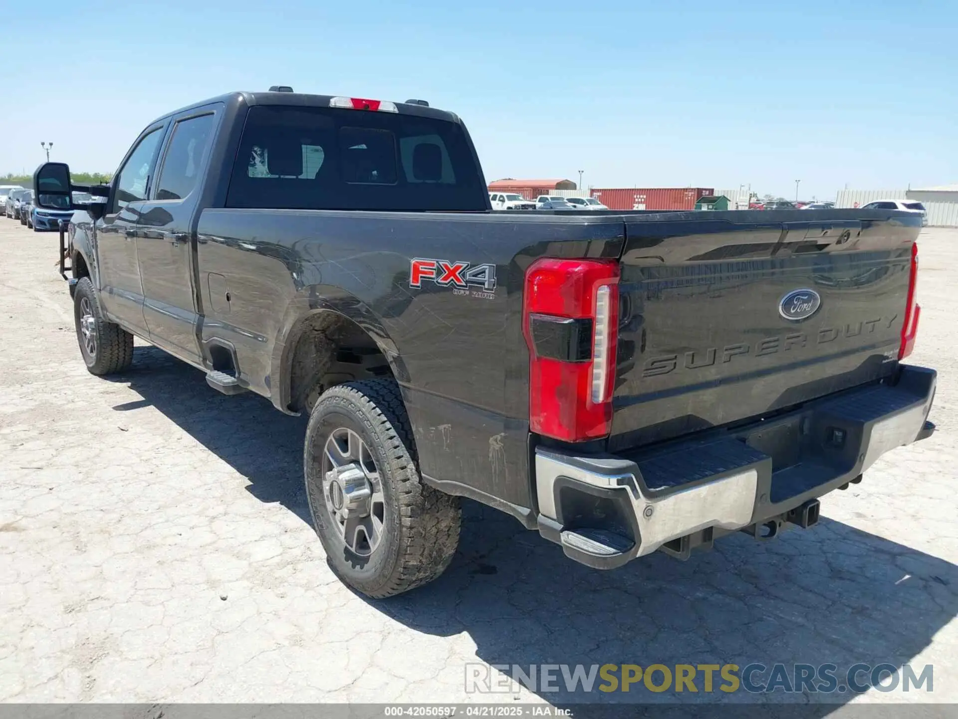3 Photograph of a damaged car 1FT8W3BN5REC82261 FORD F-350 2024
