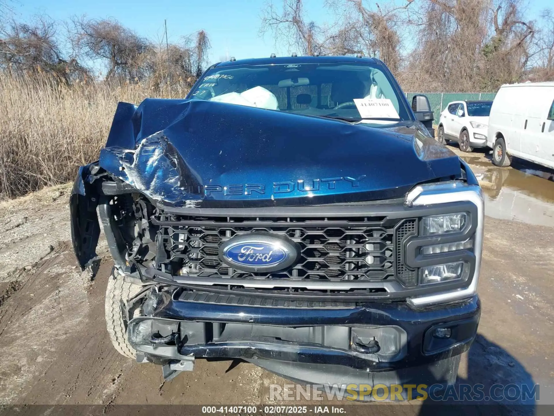 12 Photograph of a damaged car 1FT8W3BNXREC17082 FORD F-350 2024