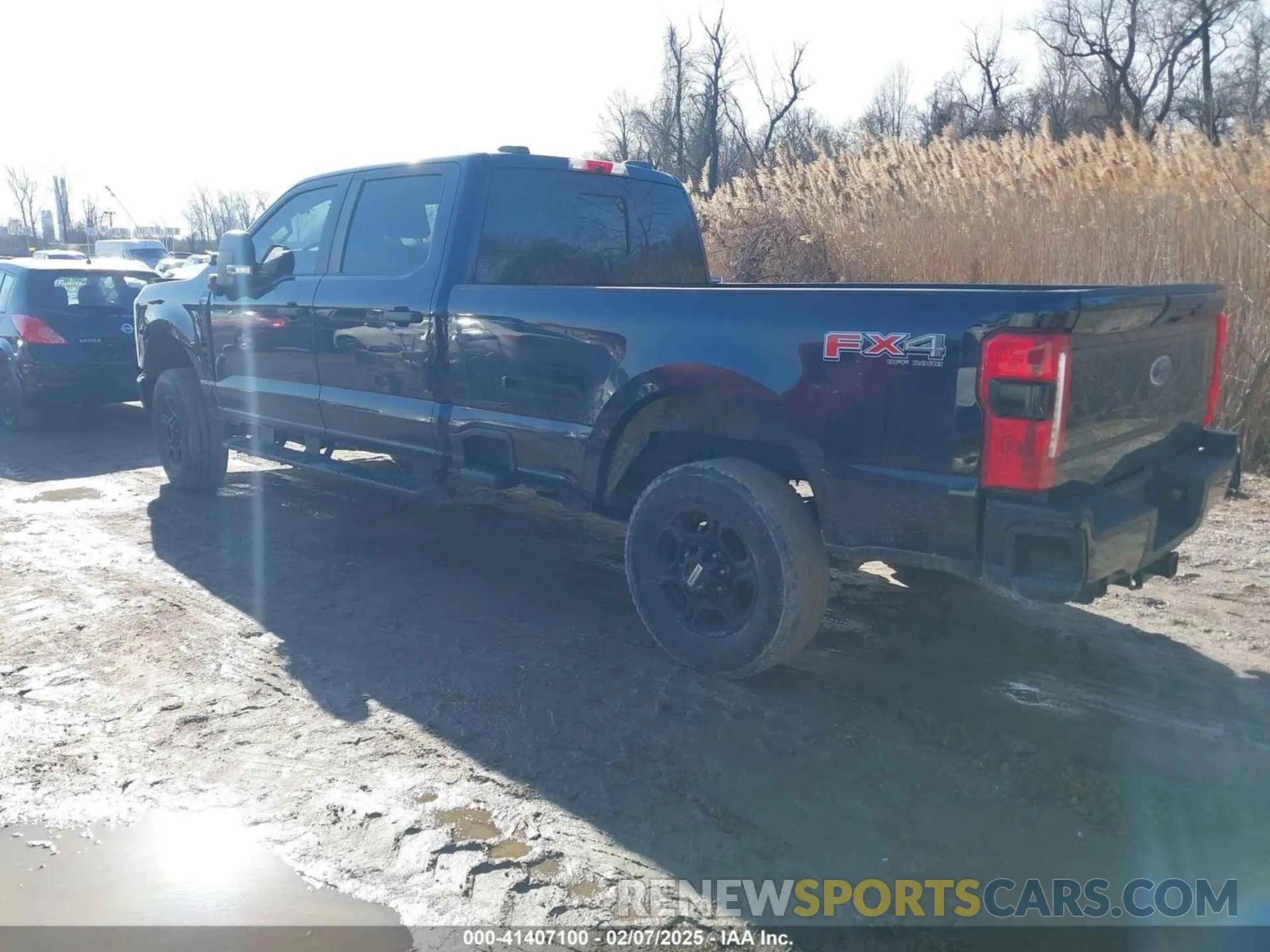 3 Photograph of a damaged car 1FT8W3BNXREC17082 FORD F-350 2024