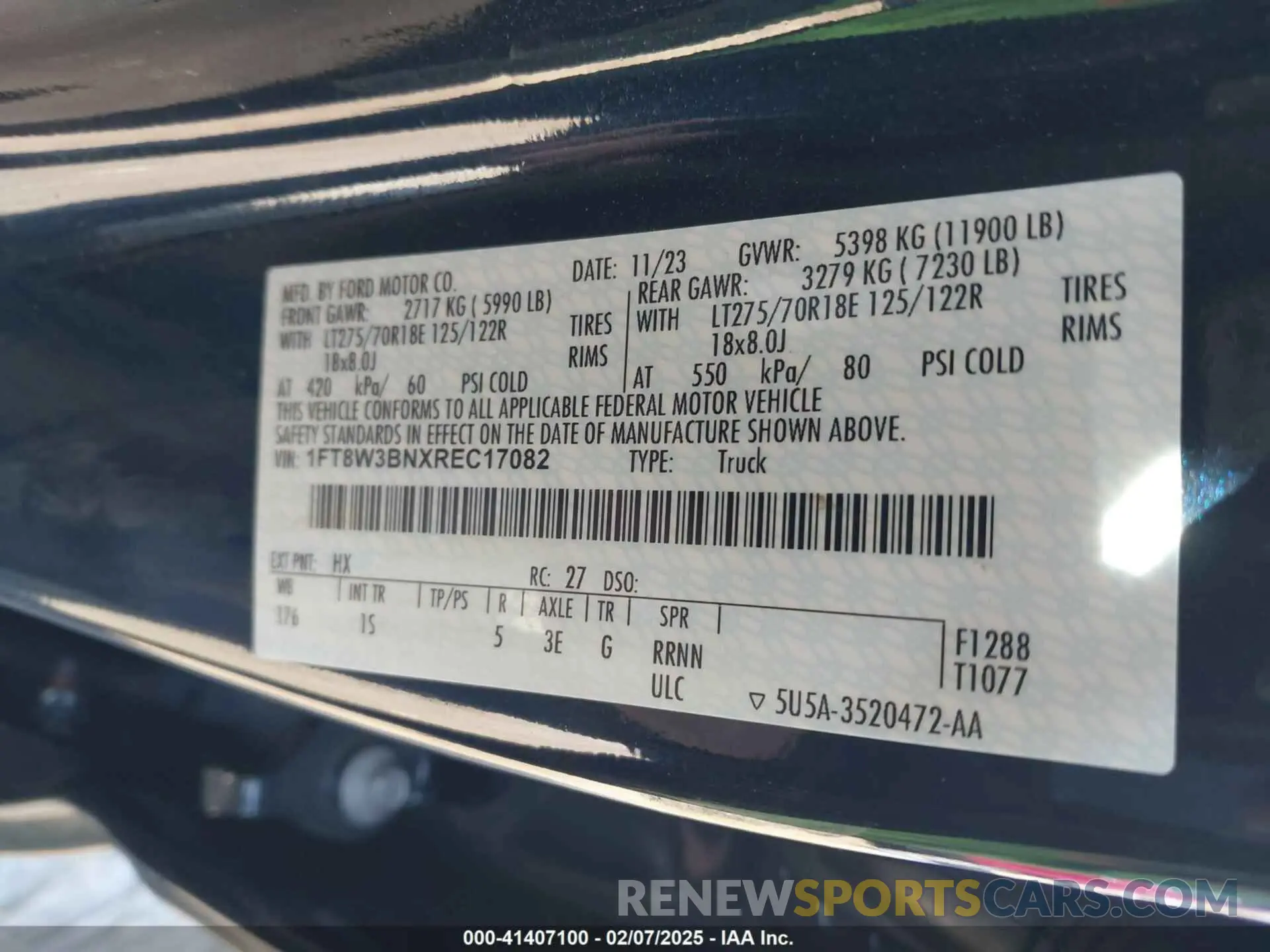 9 Photograph of a damaged car 1FT8W3BNXREC17082 FORD F-350 2024