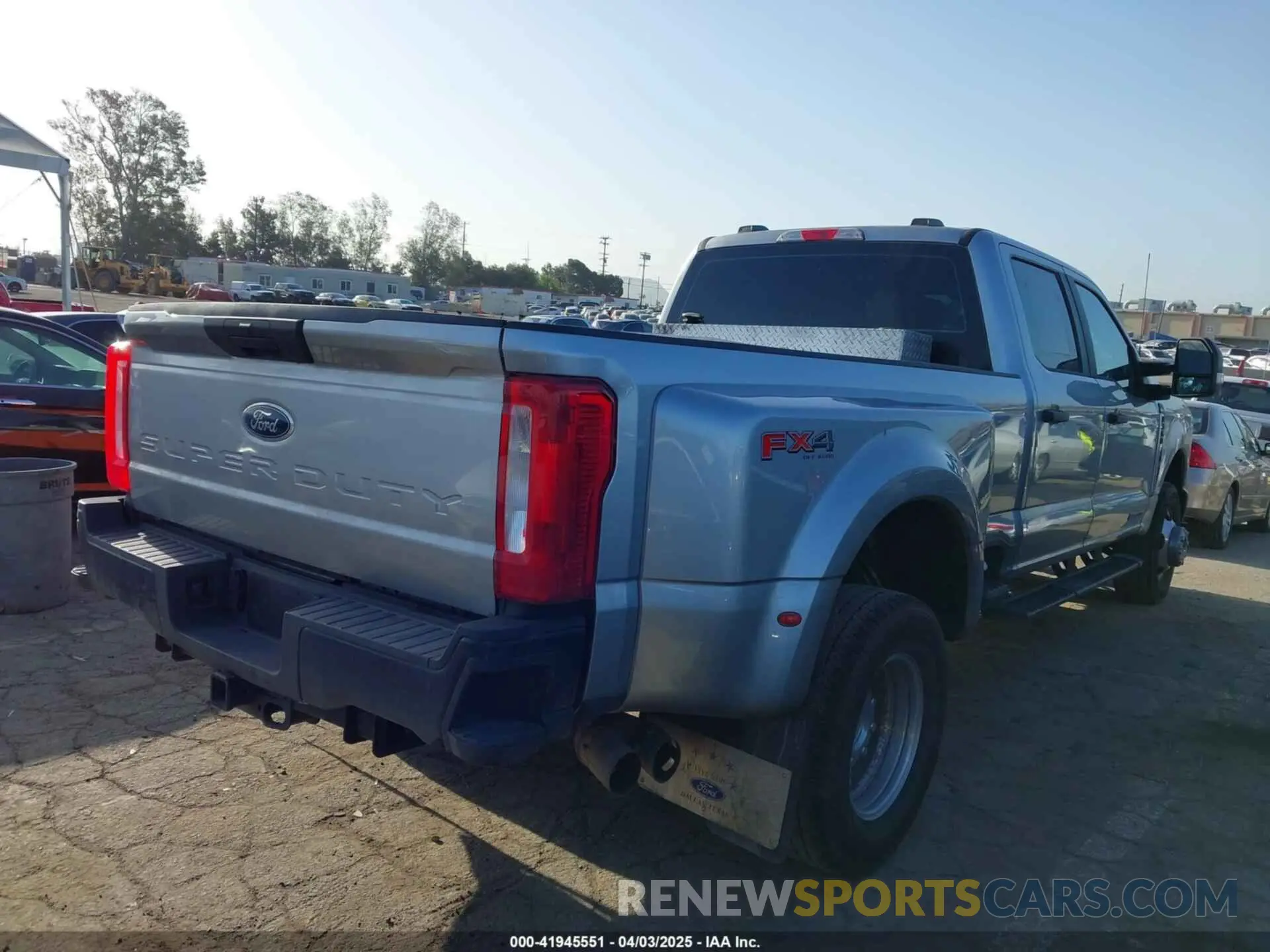 4 Photograph of a damaged car 1FT8W3DT3REE05440 FORD F-350 2024