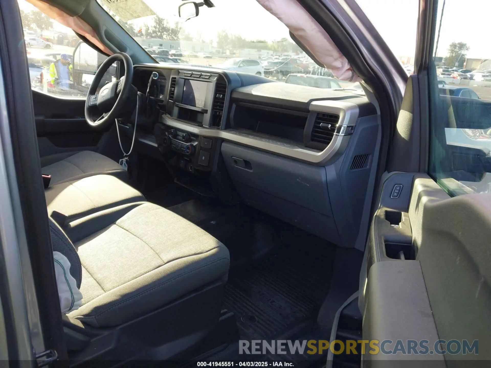 5 Photograph of a damaged car 1FT8W3DT3REE05440 FORD F-350 2024
