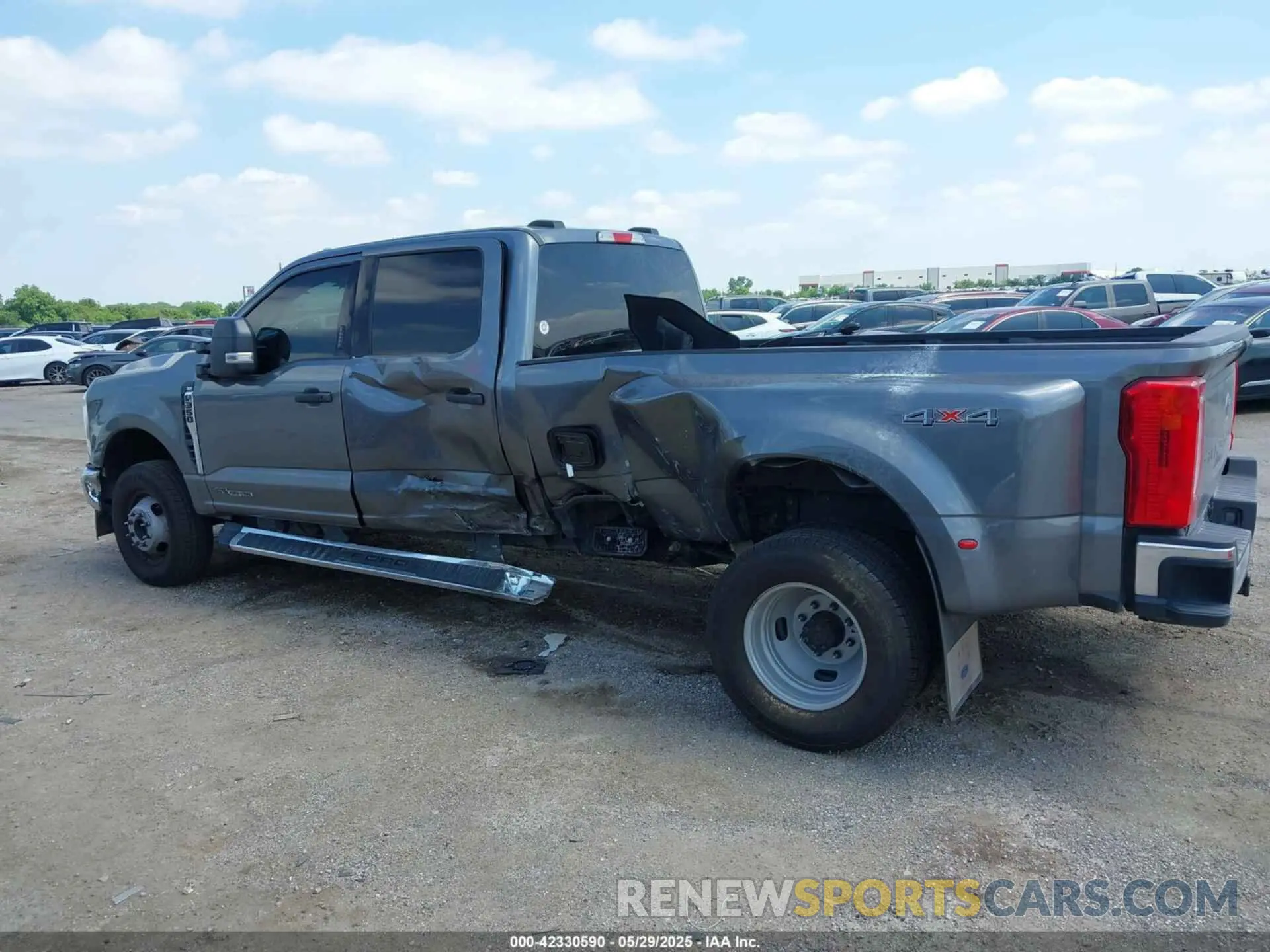 14 Photograph of a damaged car 1FT8W3DT4REE02112 FORD F-350 2024