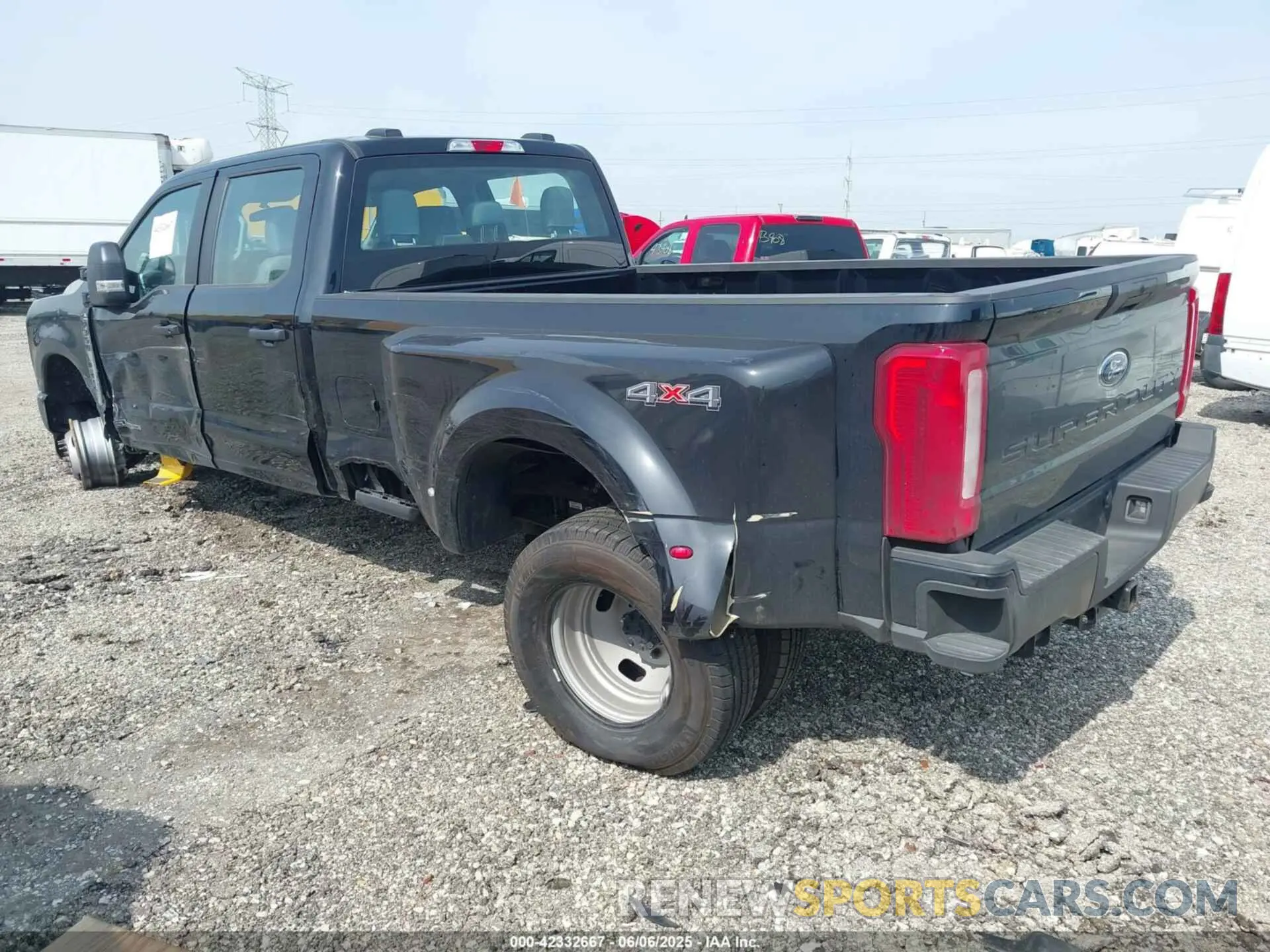 3 Photograph of a damaged car 1FT8W3DT8REF89533 FORD F-350 2024