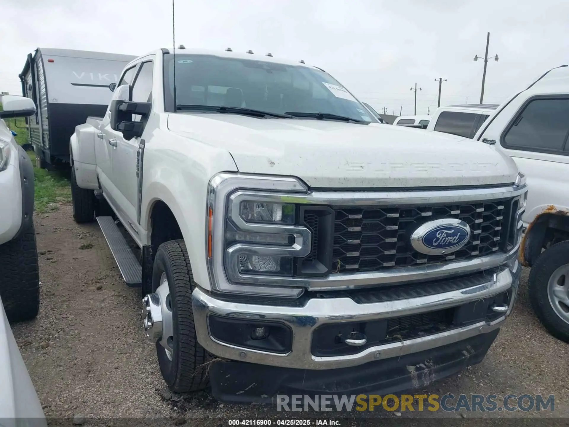 1 Photograph of a damaged car 1FT8W3DT9RED98414 FORD F-350 2024