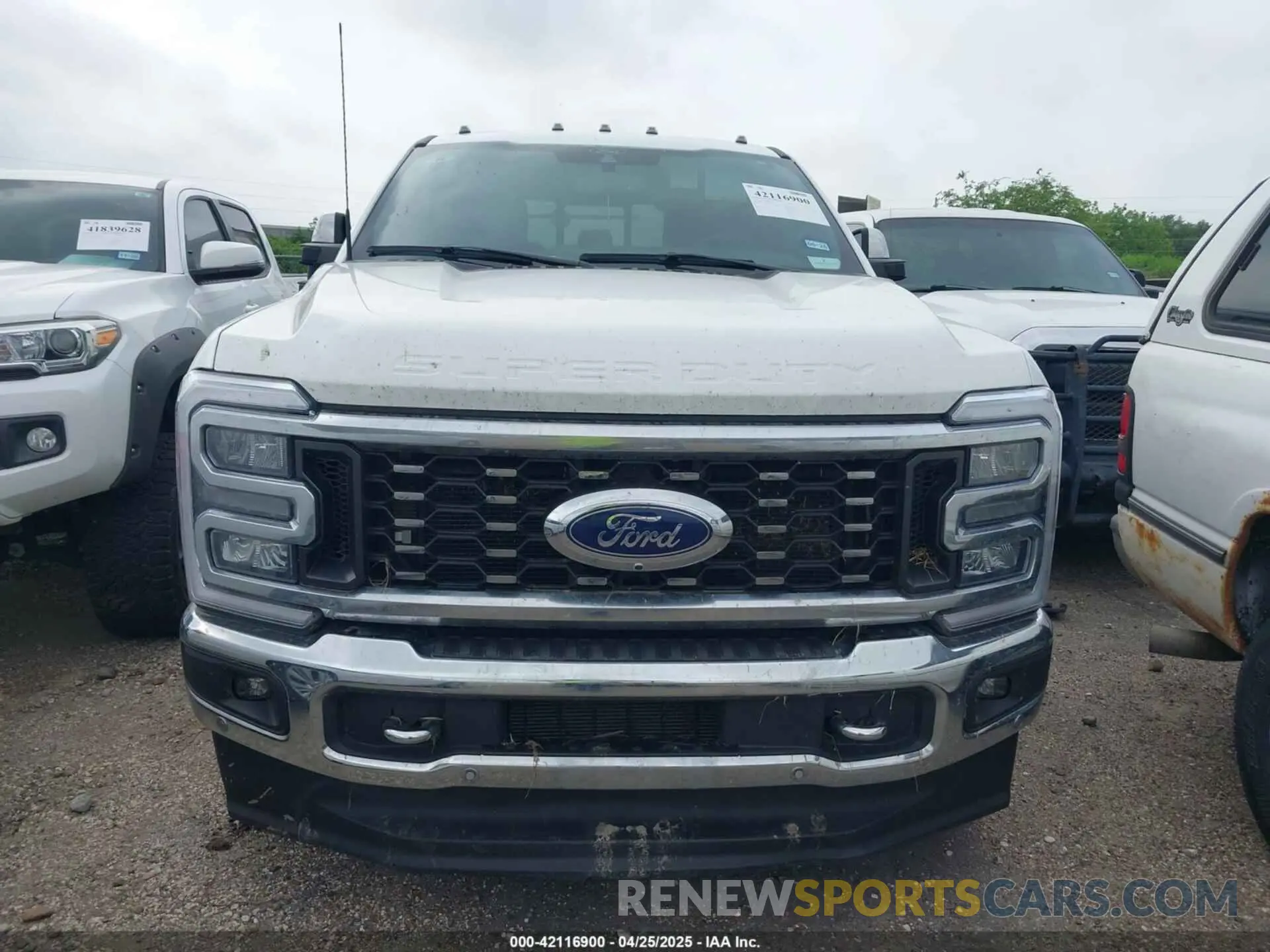 11 Photograph of a damaged car 1FT8W3DT9RED98414 FORD F-350 2024
