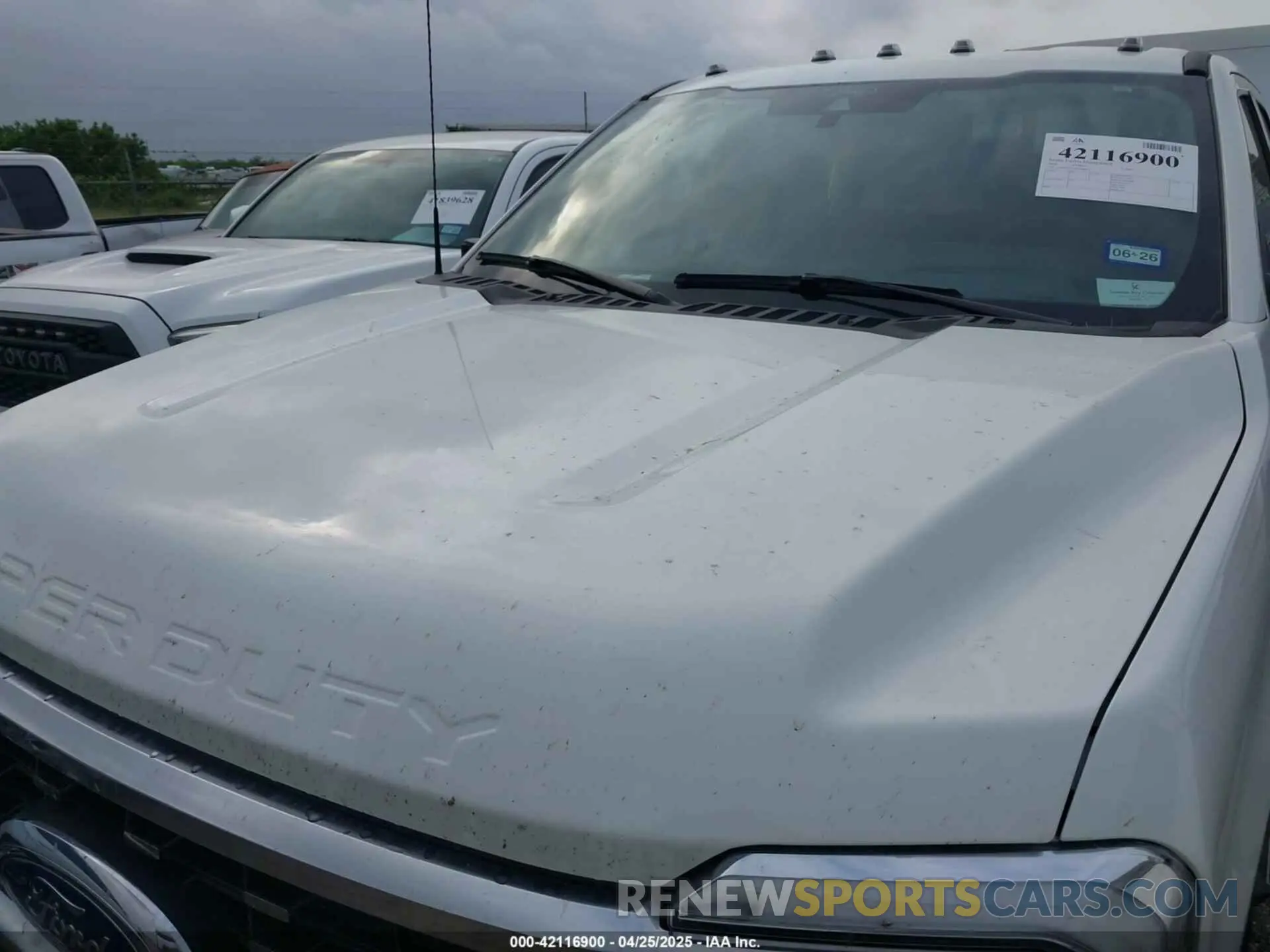 9 Photograph of a damaged car 1FT8W3DT9RED98414 FORD F-350 2024