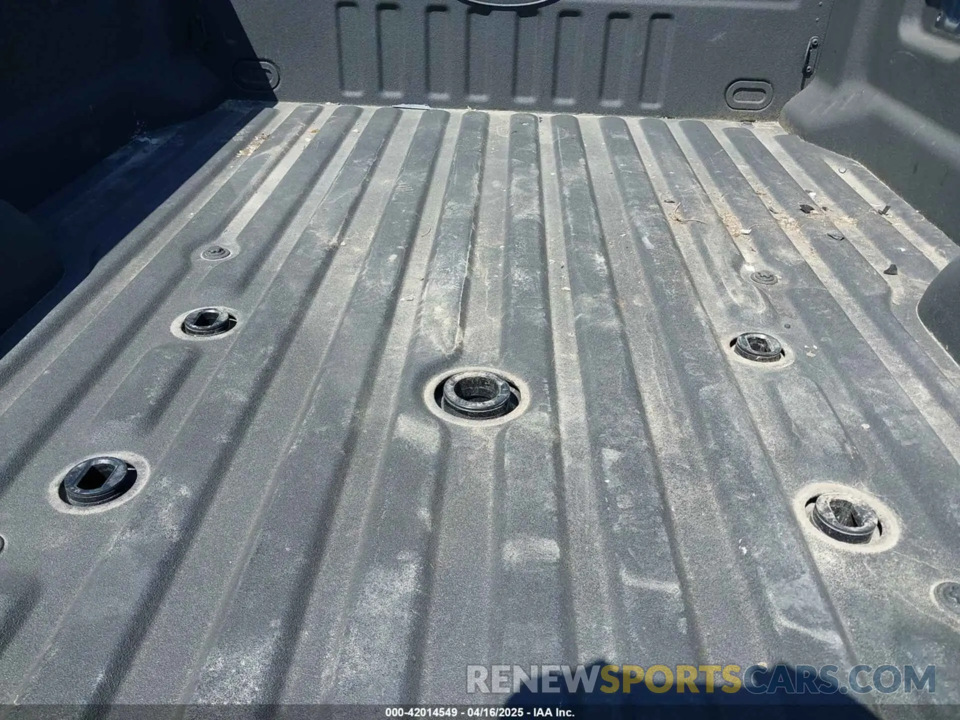 13 Photograph of a damaged car 1FTRF3BT5REC87544 FORD F-350 2024