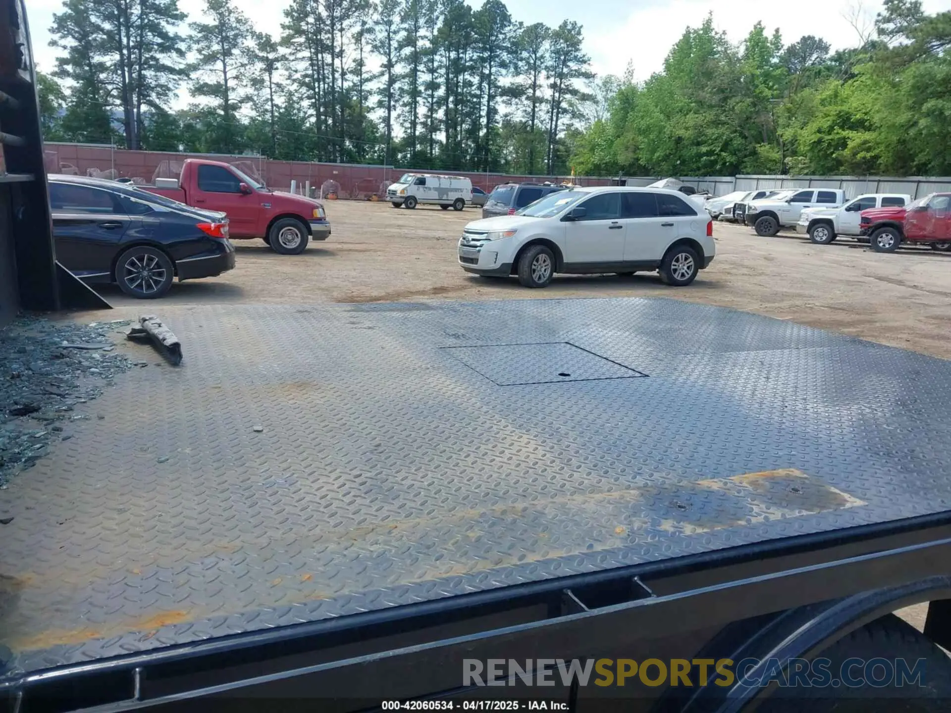 7 Photograph of a damaged car 1FTRF3BT7REF80541 FORD F-350 2024