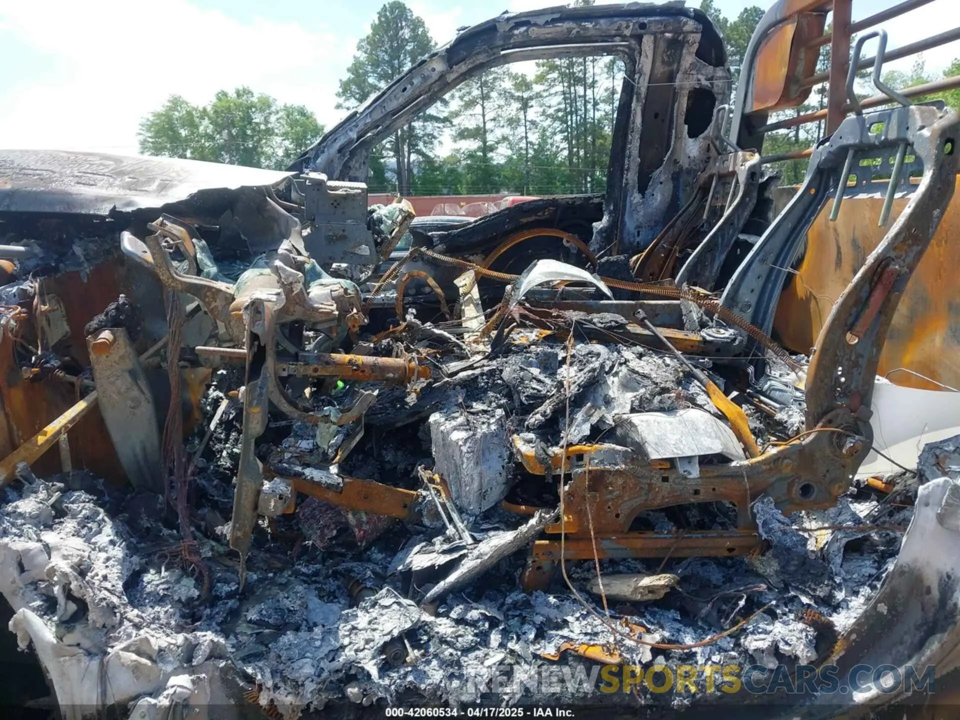 8 Photograph of a damaged car 1FTRF3BT7REF80541 FORD F-350 2024
