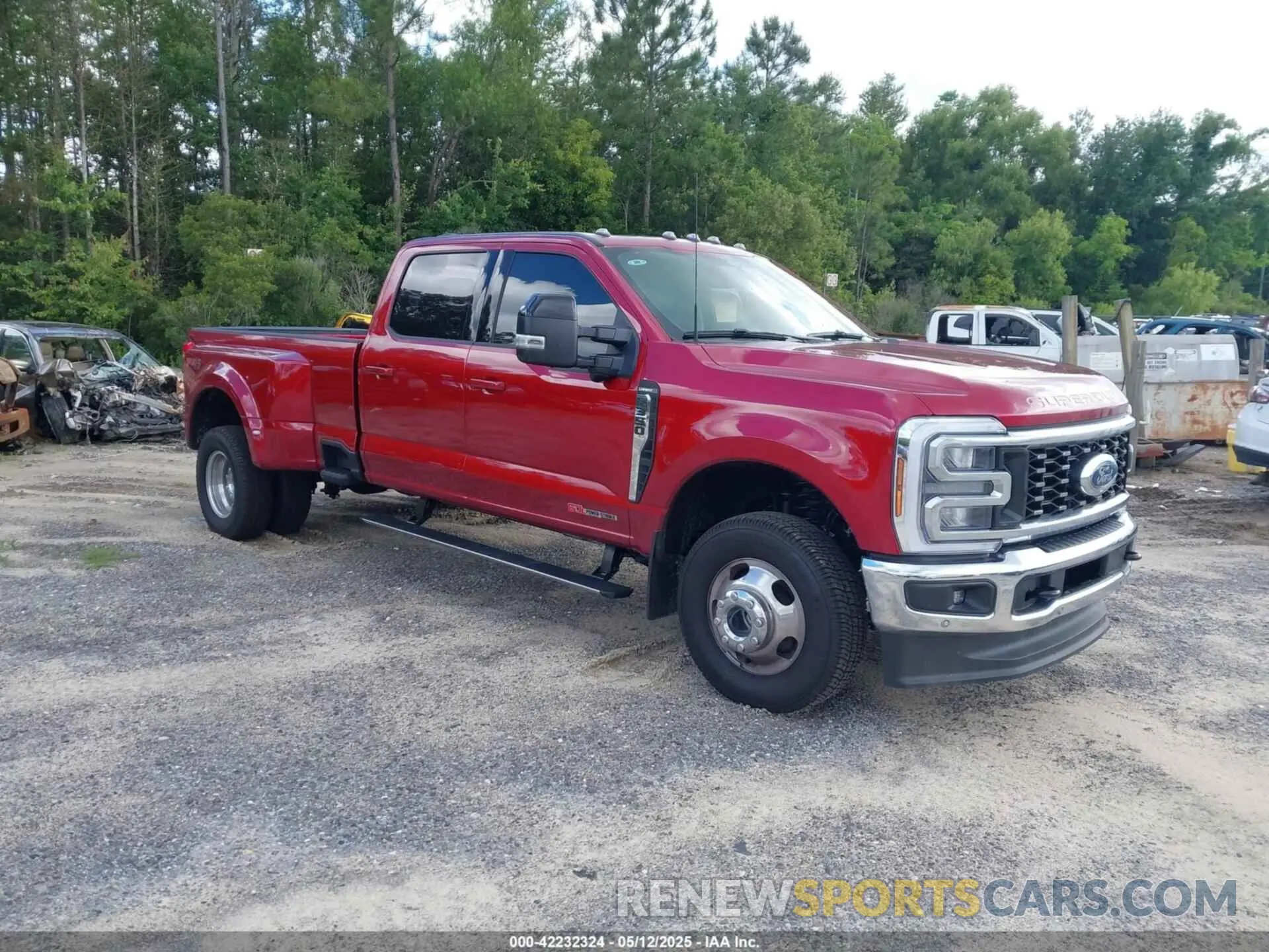 1 Photograph of a damaged car 1FT8W3DM8SEC21559 FORD F-350 2025