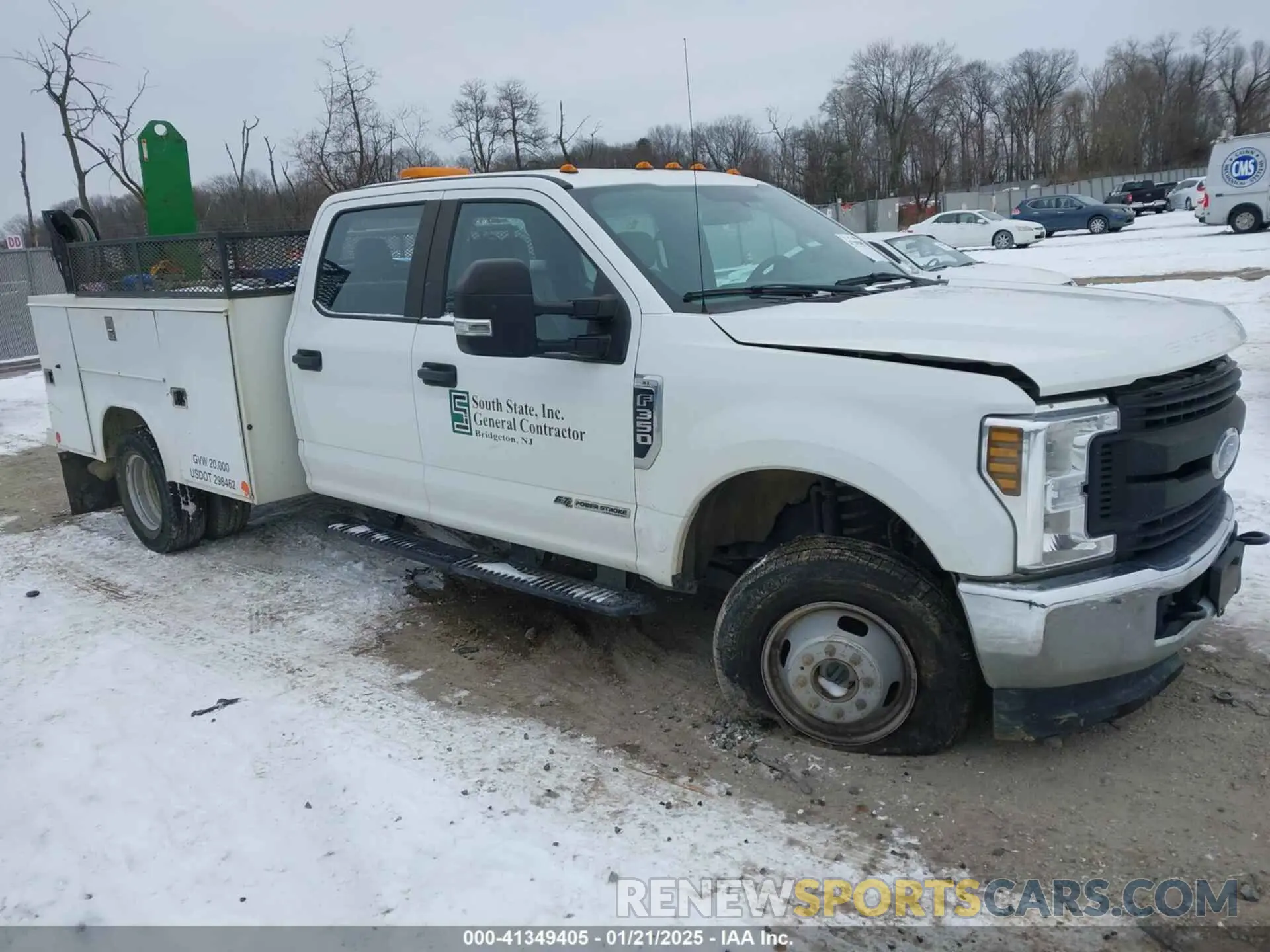 1 Photograph of a damaged car 1FD8W3HT8KEF61632 FORD F-350 CHASSIS 2019