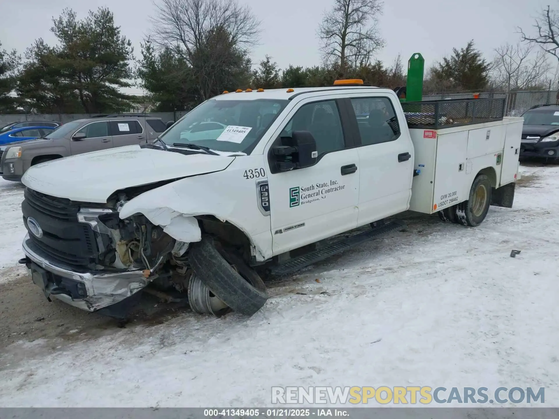 2 Photograph of a damaged car 1FD8W3HT8KEF61632 FORD F-350 CHASSIS 2019