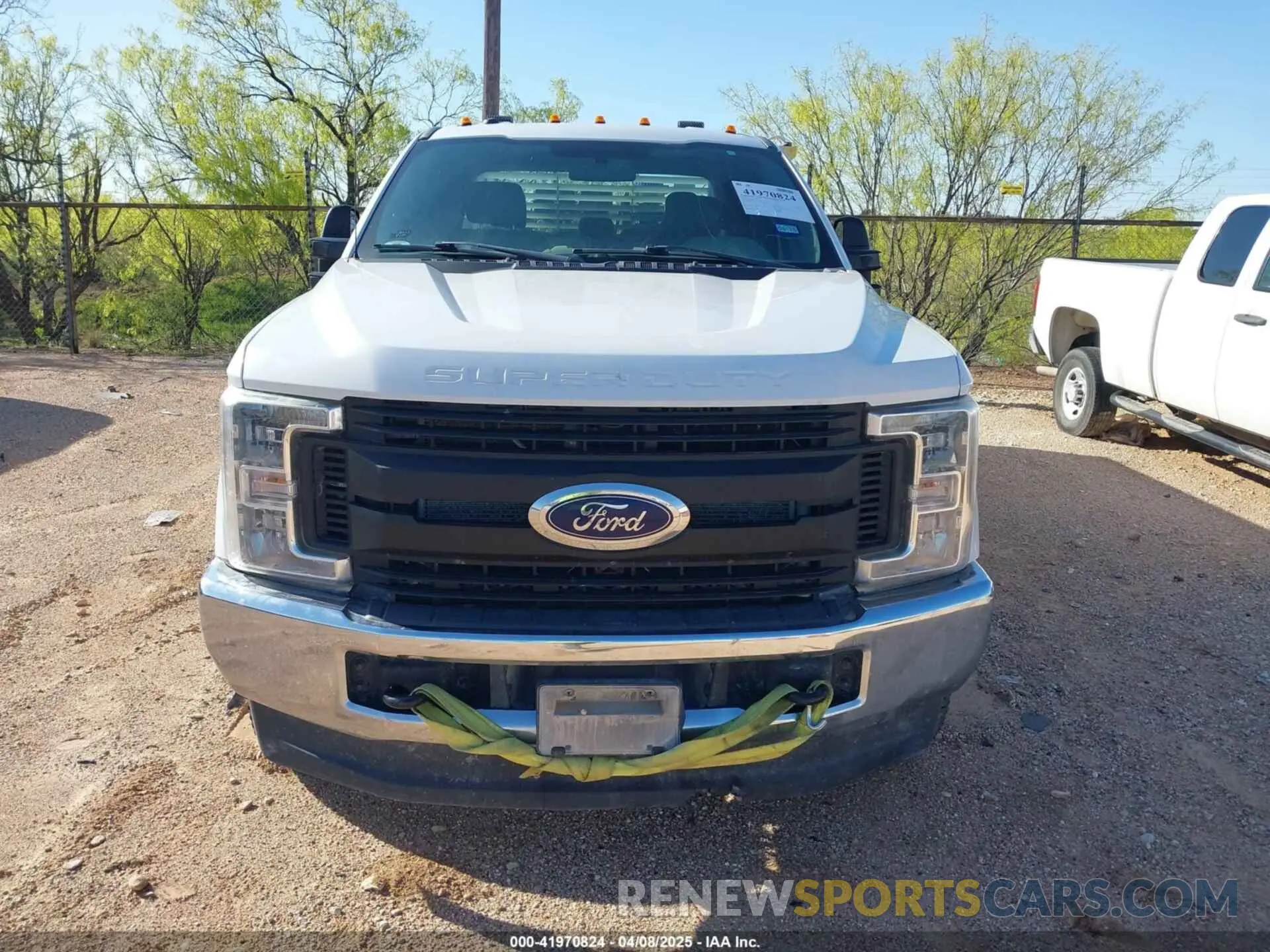 12 Photograph of a damaged car 1FD8X3HTXKEG72616 FORD F-350 CHASSIS 2019