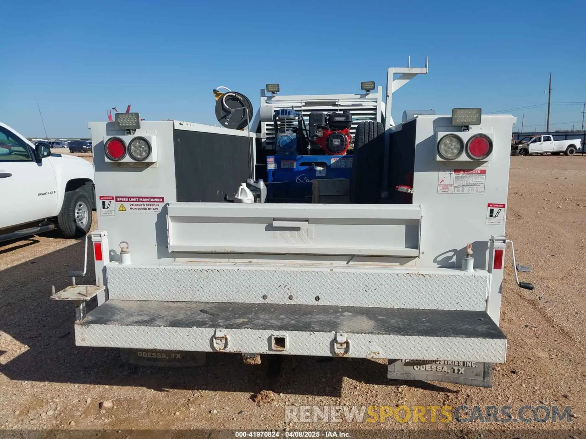 15 Photograph of a damaged car 1FD8X3HTXKEG72616 FORD F-350 CHASSIS 2019