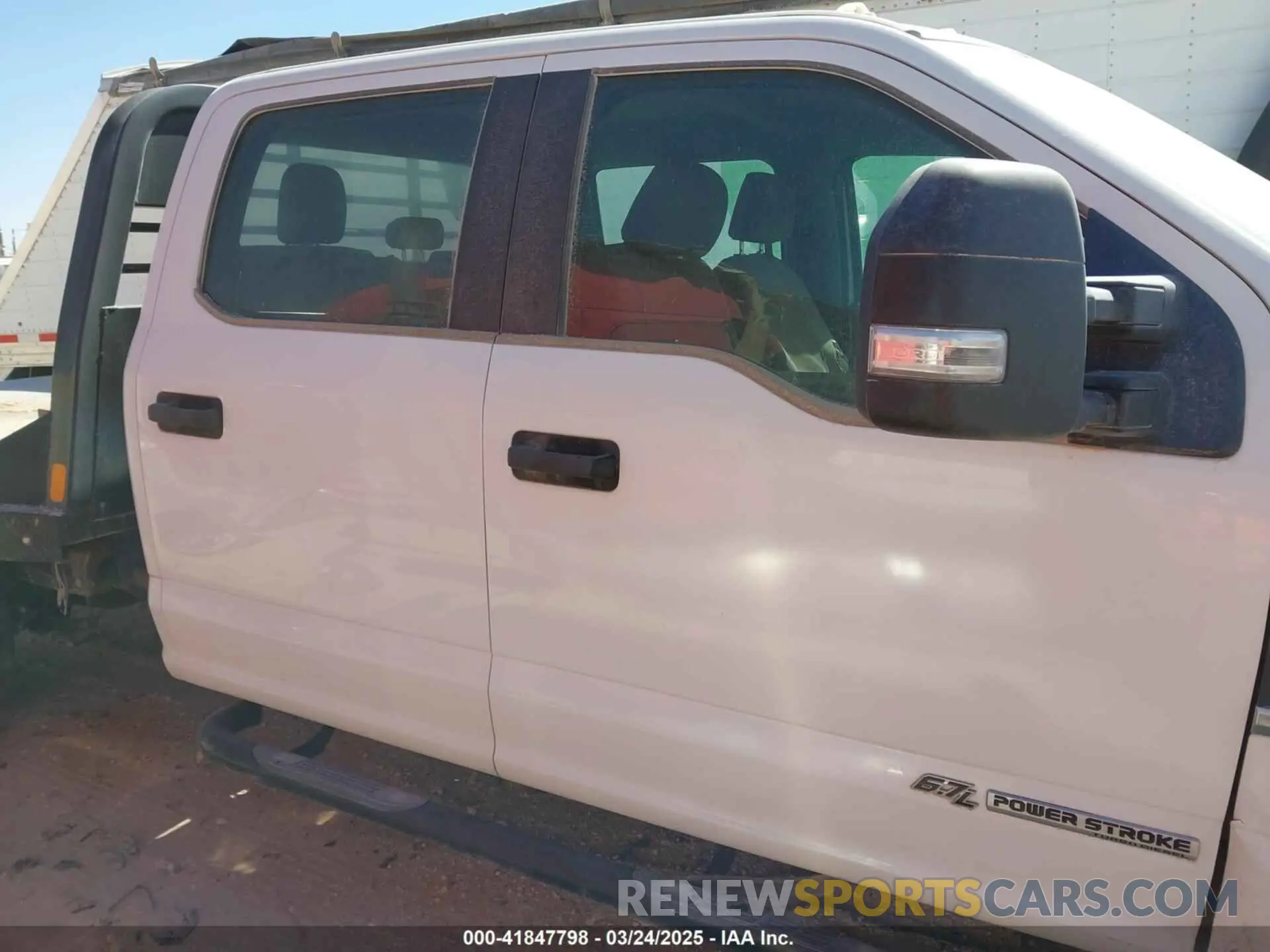 13 Photograph of a damaged car 1FD8W3HT0LEC46969 FORD F-350 CHASSIS 2020