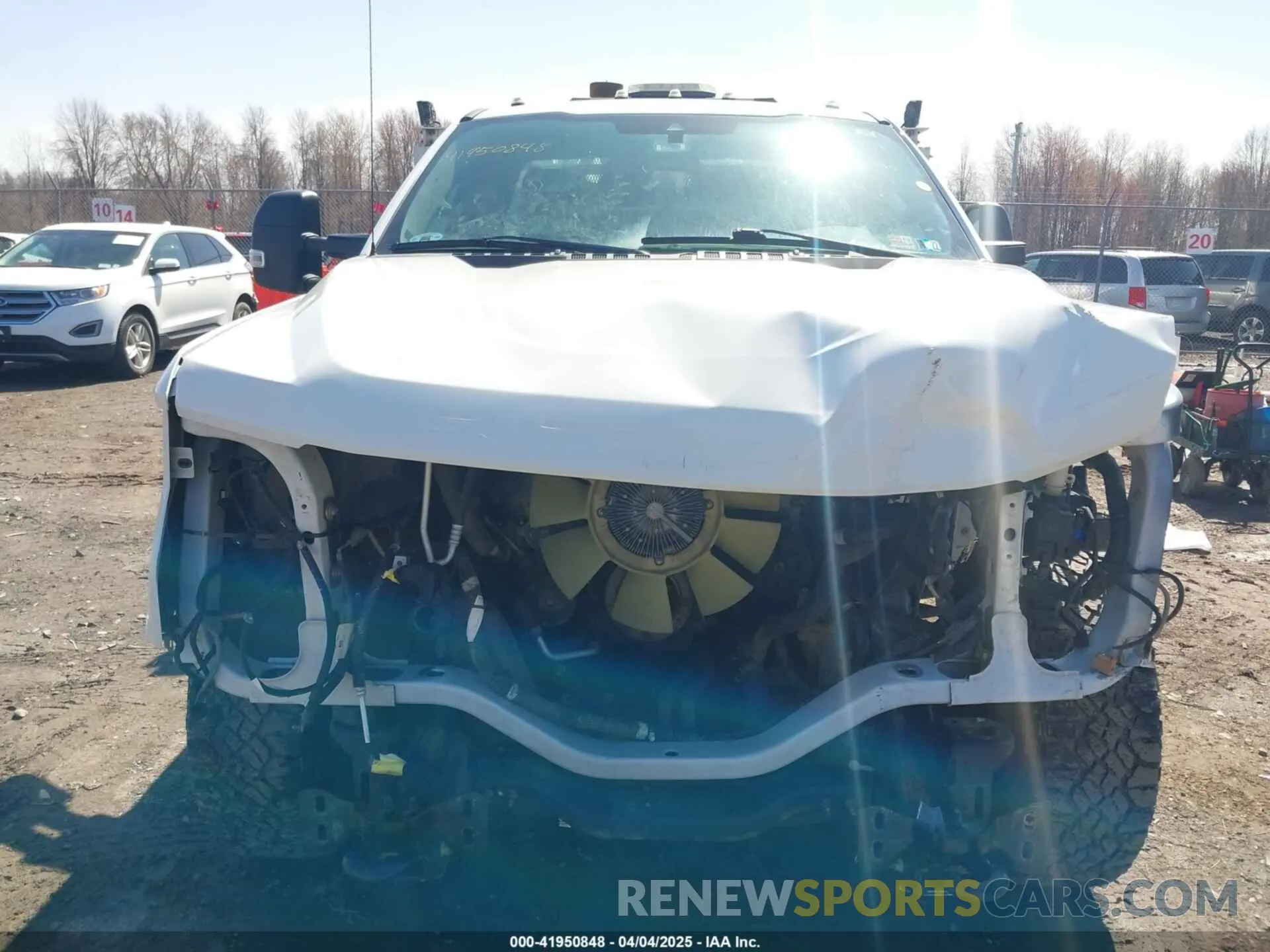 13 Photograph of a damaged car 1FDBF3E6XLEE22947 FORD F-350 CHASSIS 2020