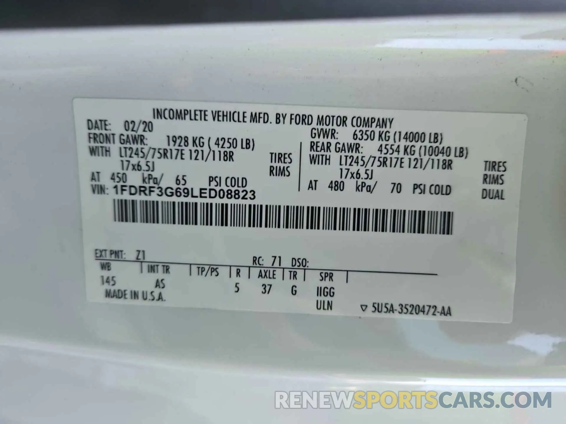 11 Photograph of a damaged car 1FDRF3G69LED08823 FORD F-350 CHASSIS 2020