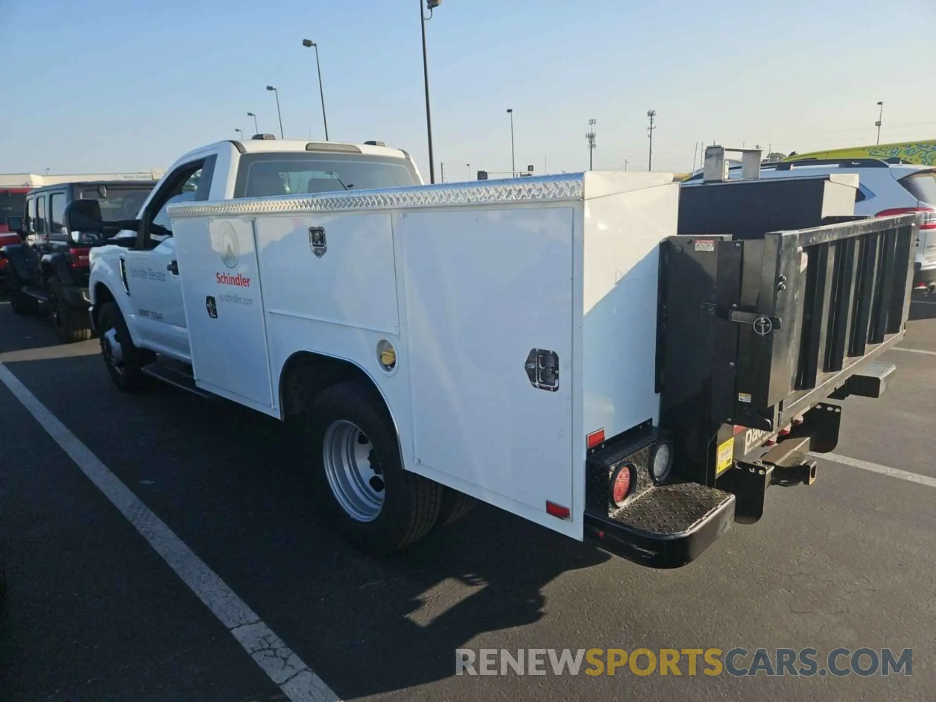 15 Photograph of a damaged car 1FDRF3G69LED08823 FORD F-350 CHASSIS 2020