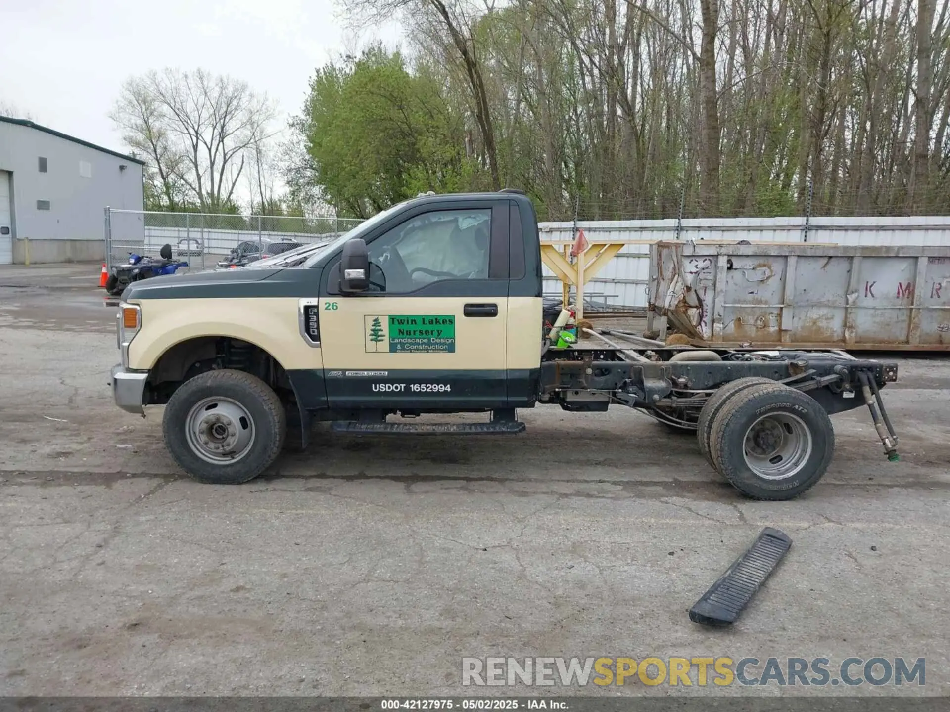 14 Photograph of a damaged car 1FDRF3HT3LED22690 FORD F-350 CHASSIS 2020