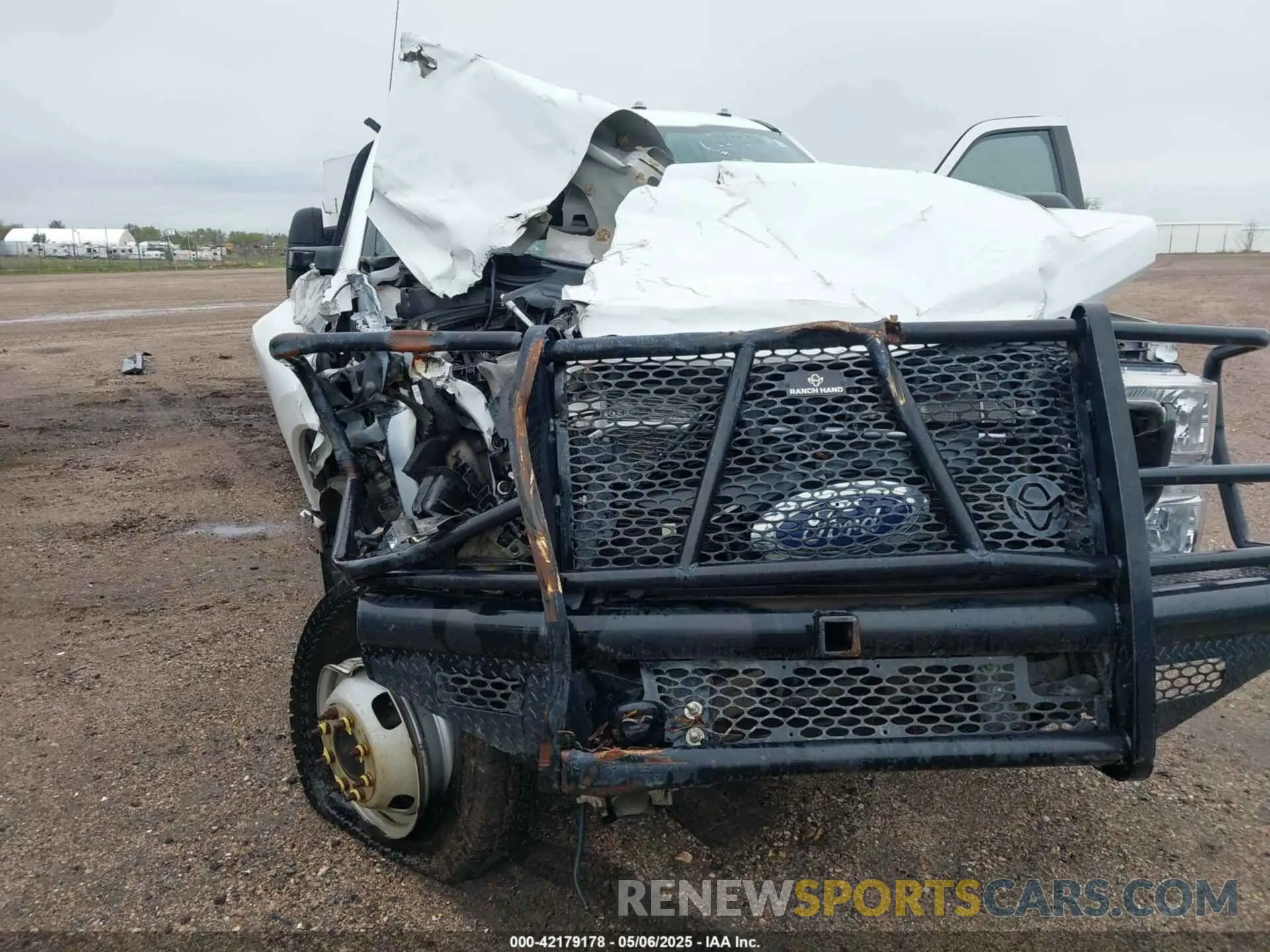 6 Photograph of a damaged car 1FD8W3HT0MEC55317 FORD F-350 CHASSIS 2021