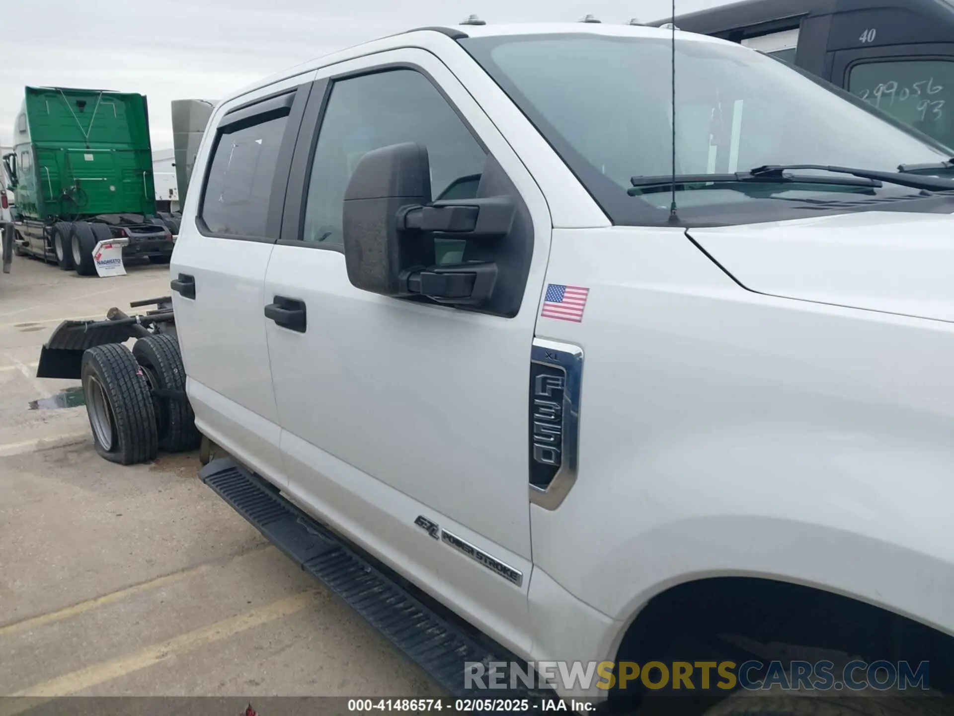 15 Photograph of a damaged car 1FD8W3HT8MEC45330 FORD F-350 CHASSIS 2021