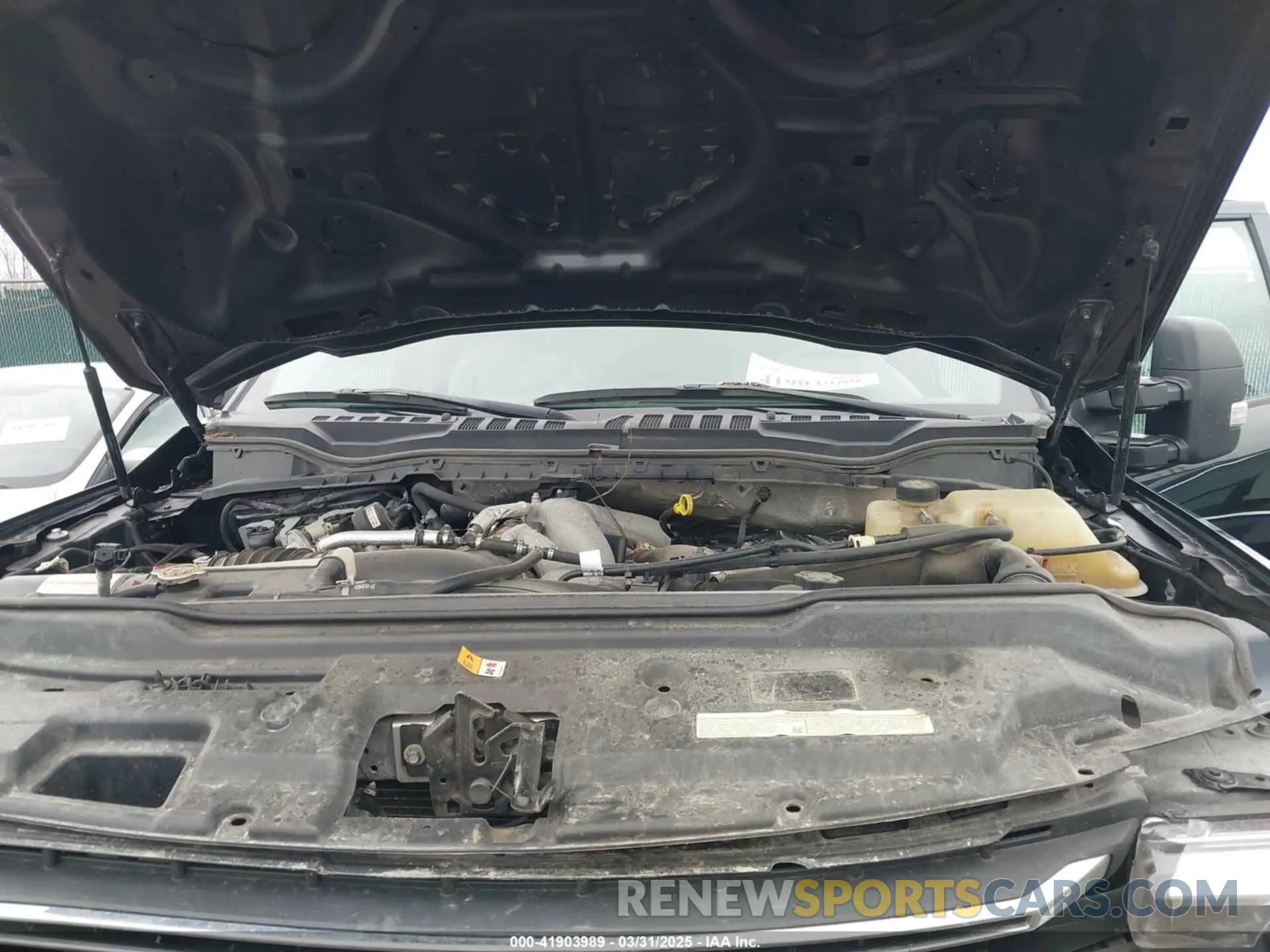 9 Photograph of a damaged car 1FD8W3HT5NED69265 FORD F-350 CHASSIS 2022