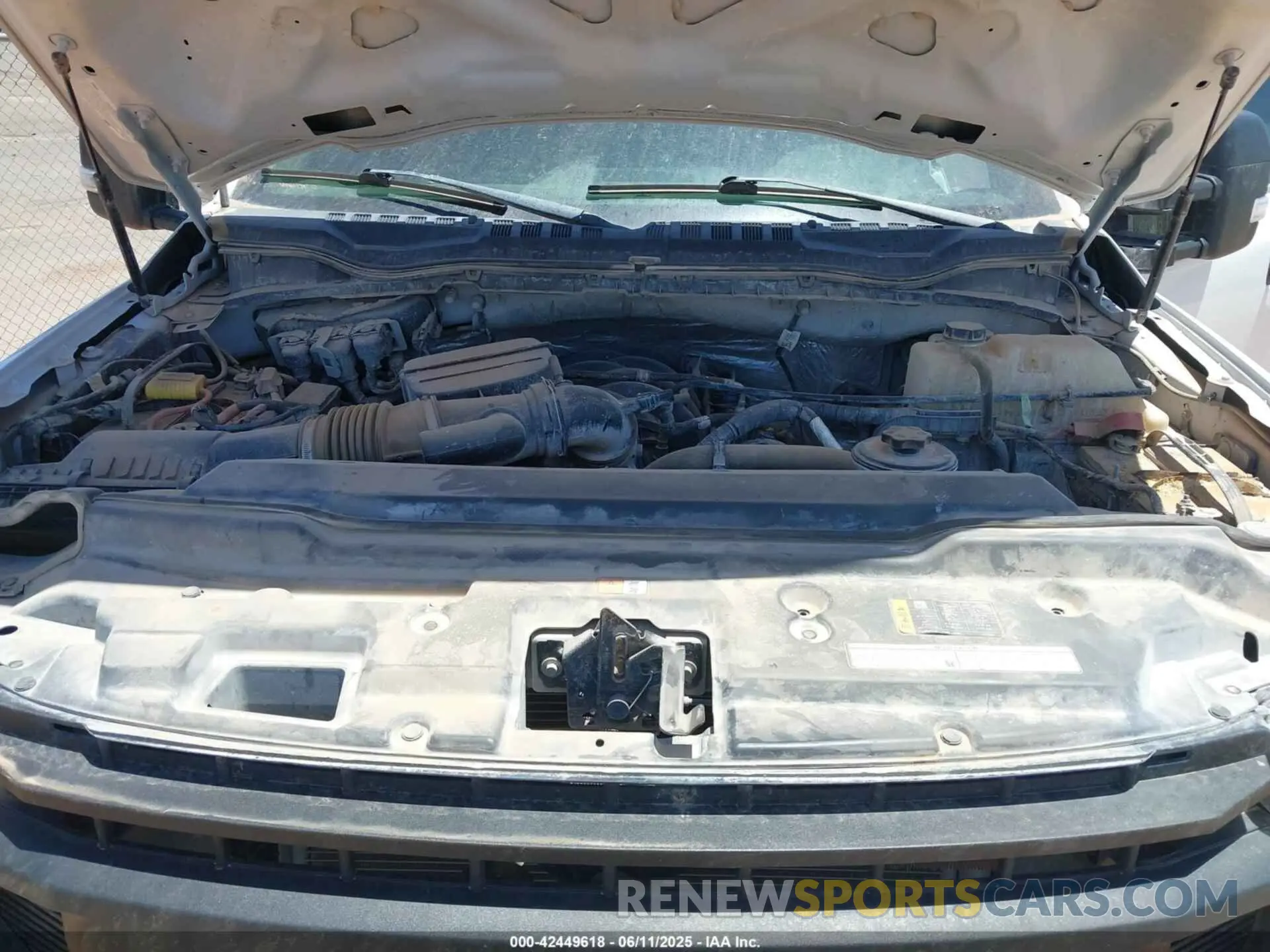 10 Photograph of a damaged car 1FD8X3HN7NEF13221 FORD F-350 CHASSIS 2022
