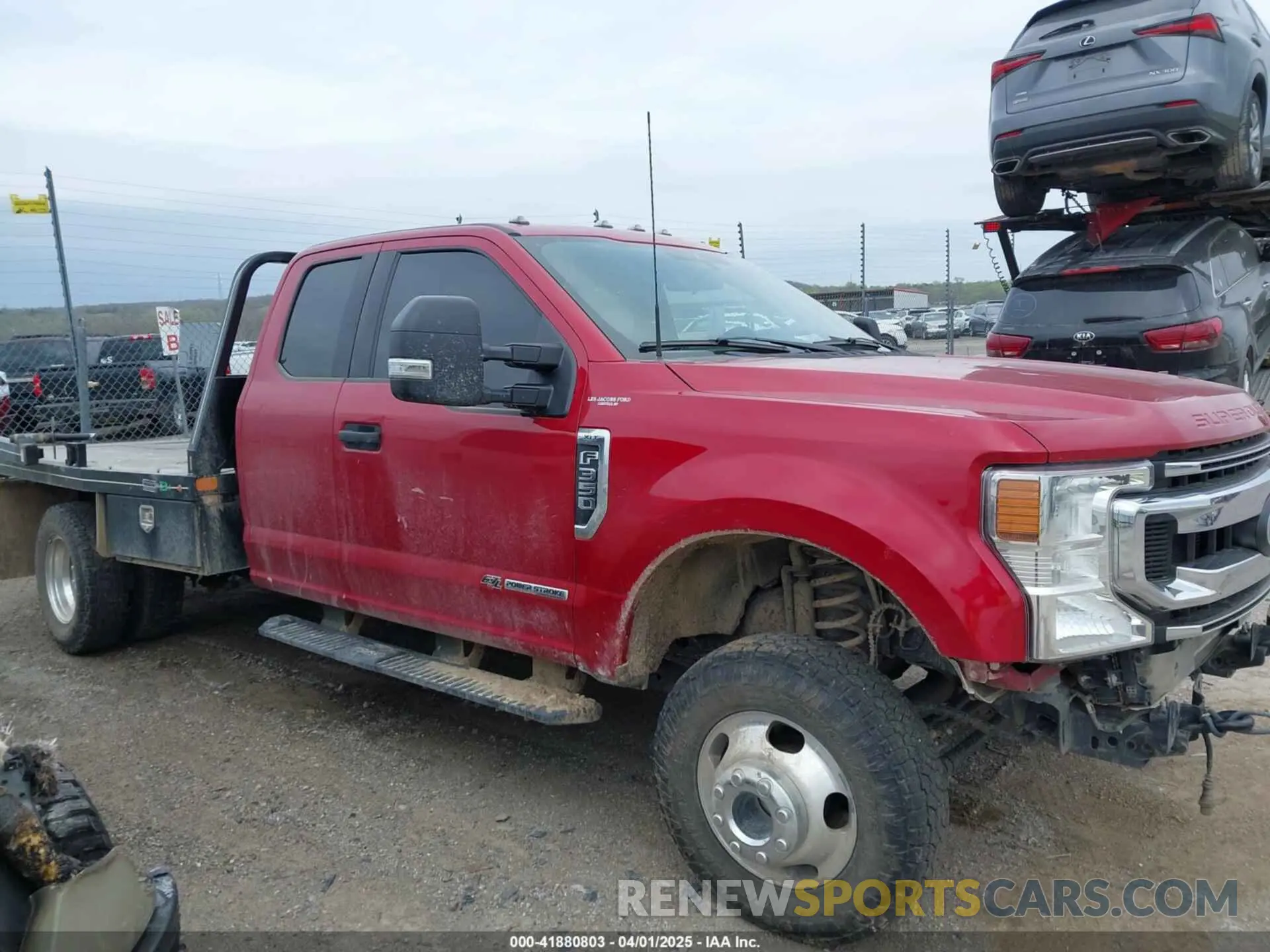 13 Photograph of a damaged car 1FD8X3HT4NEF46451 FORD F-350 CHASSIS 2022