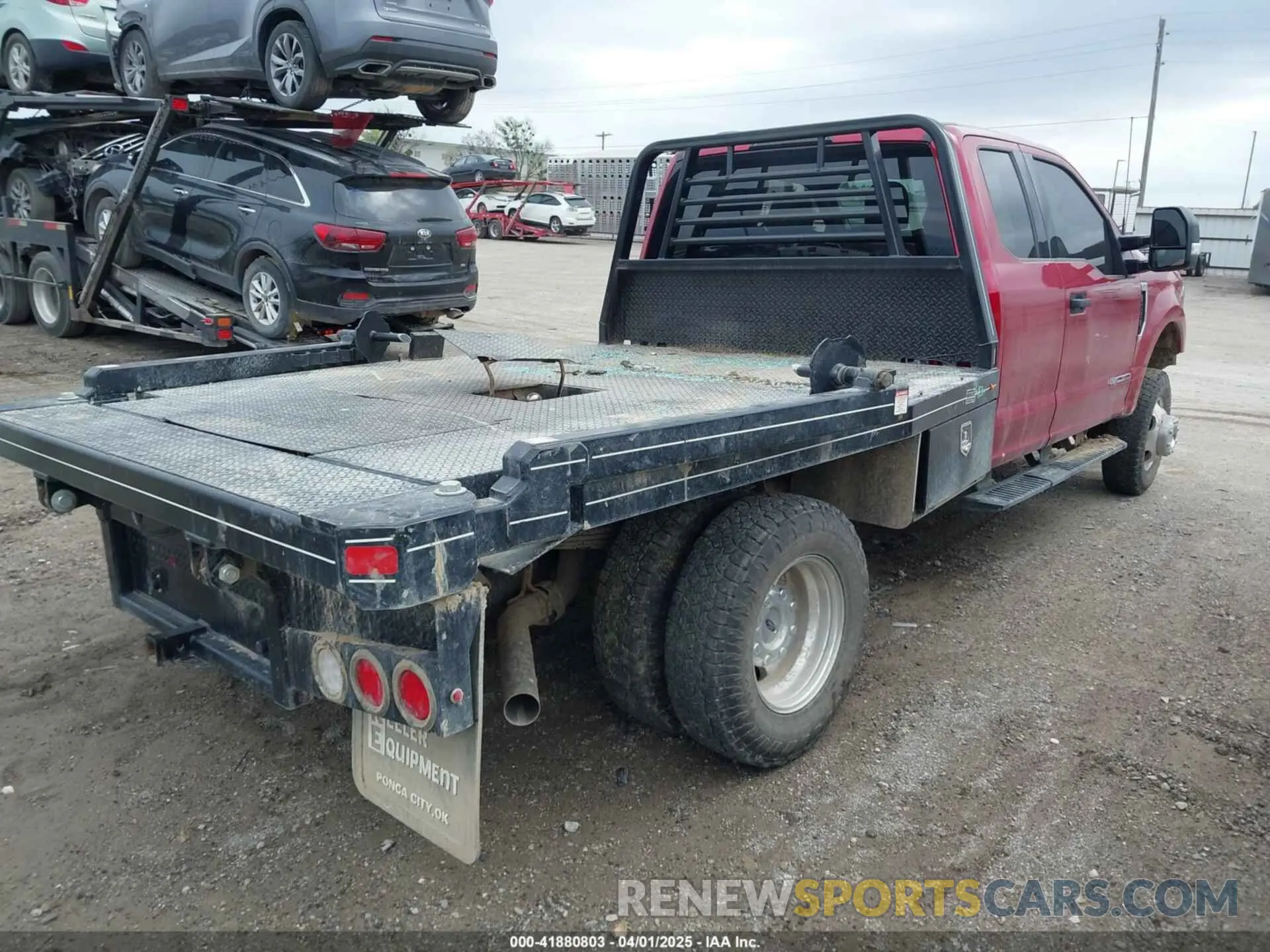 4 Photograph of a damaged car 1FD8X3HT4NEF46451 FORD F-350 CHASSIS 2022