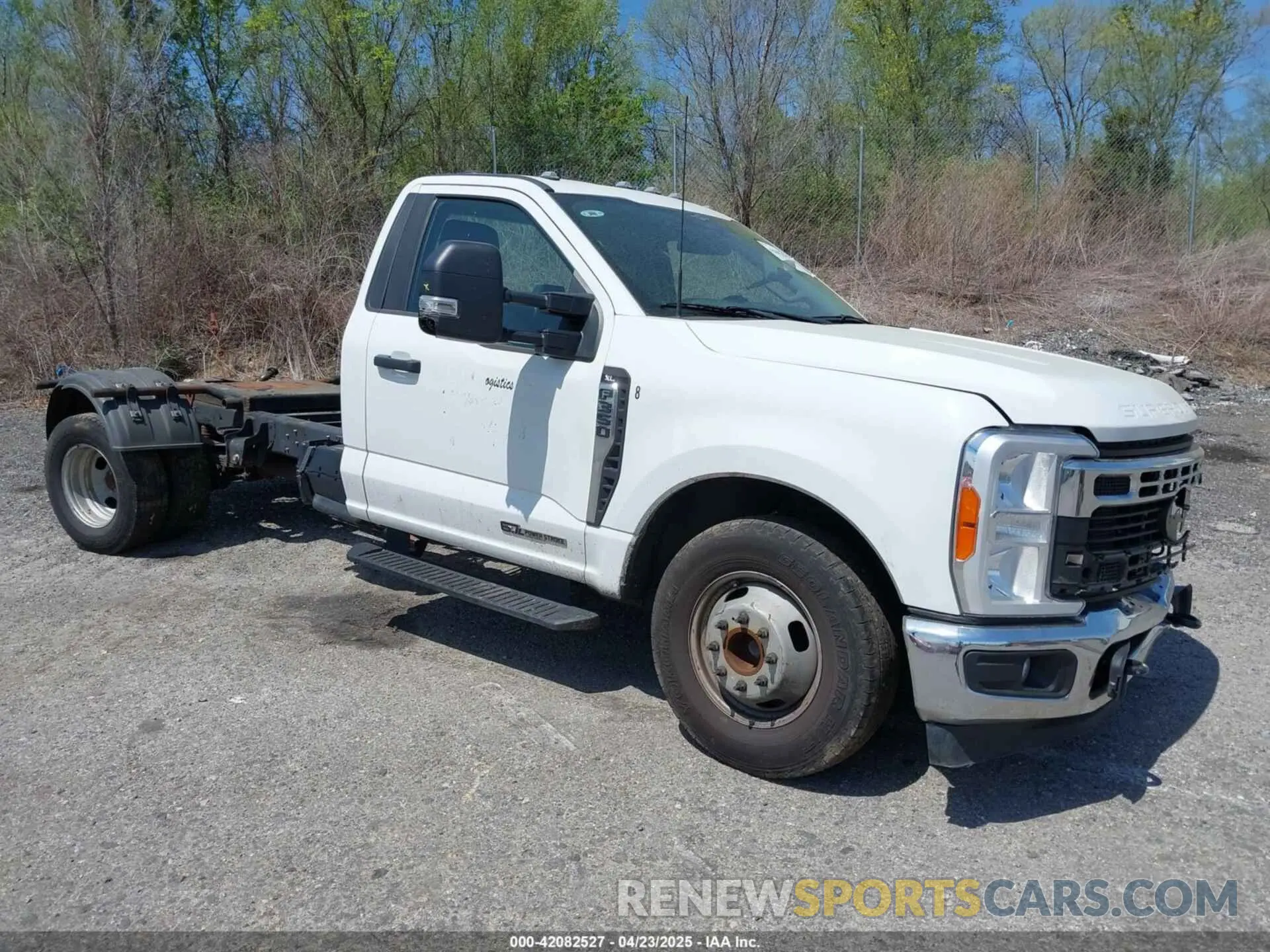 1 Photograph of a damaged car 1FDRF3GT3PEC64023 FORD F-350 CHASSIS 2023