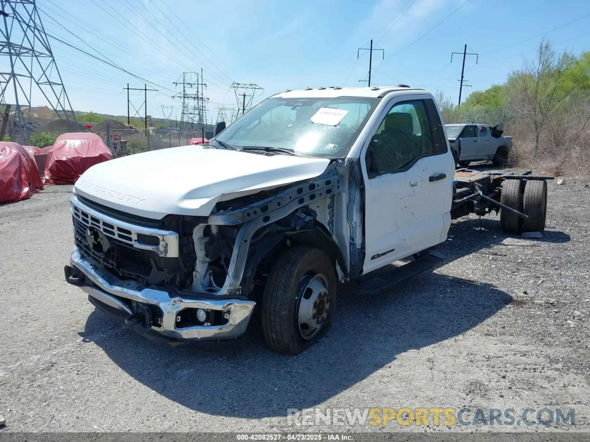 2 Photograph of a damaged car 1FDRF3GT3PEC64023 FORD F-350 CHASSIS 2023