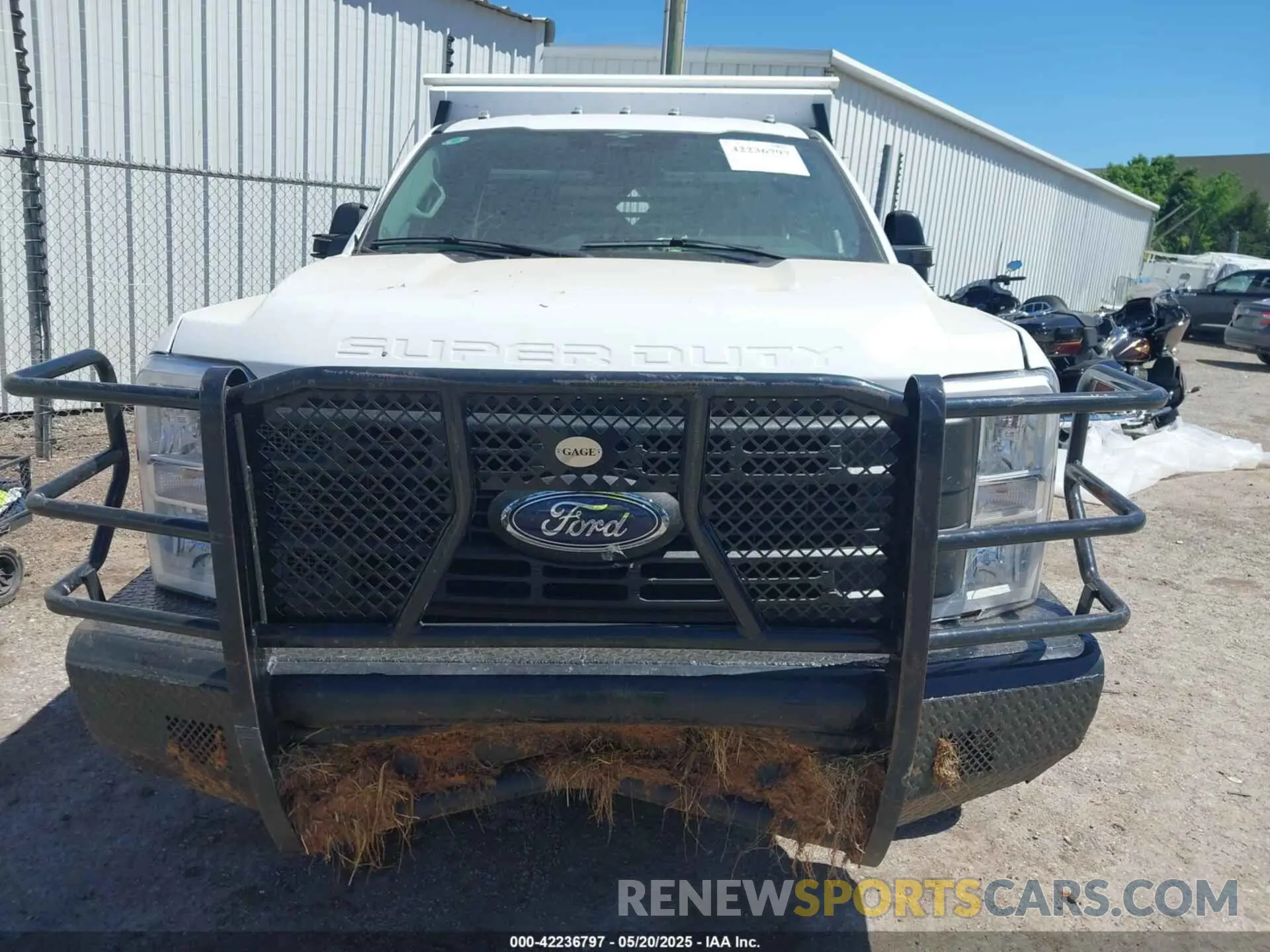 12 Photograph of a damaged car 1FDRF3HN2PDA11989 FORD F-350 CHASSIS 2023