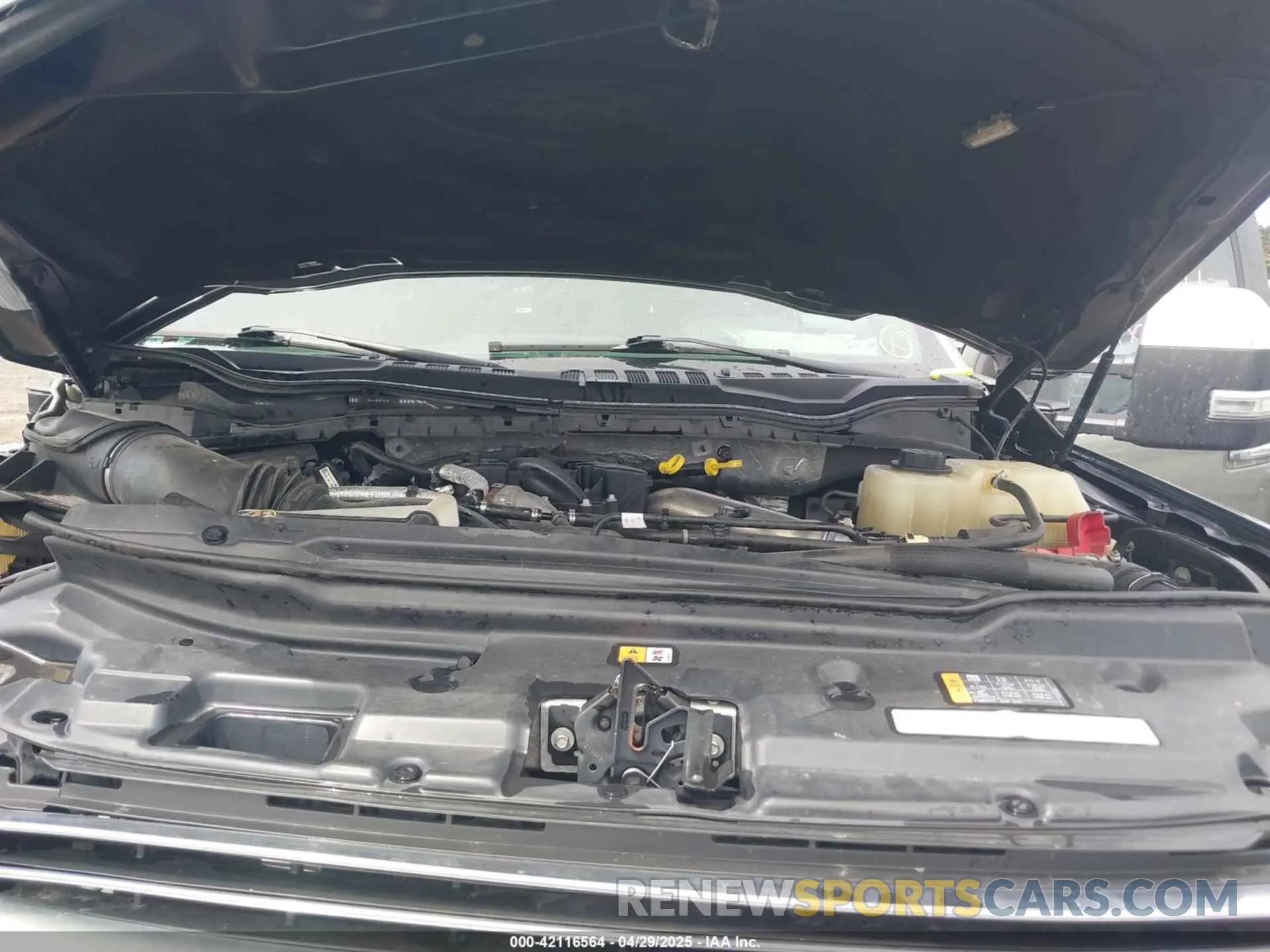 10 Photograph of a damaged car 1FT8W4DT8KEF64207 FORD F-450 2019