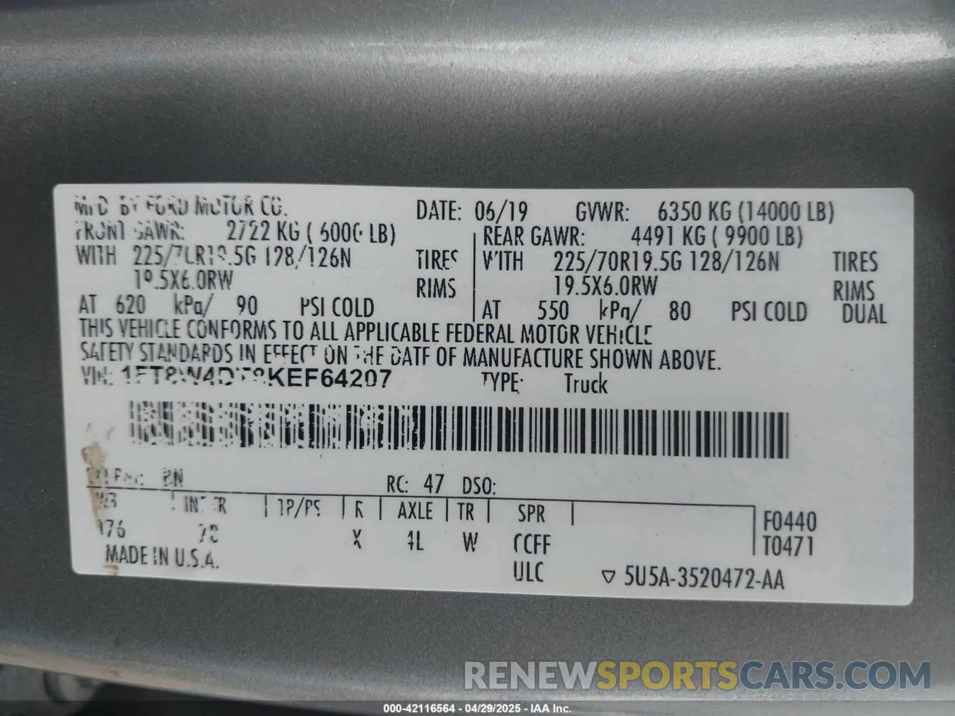 9 Photograph of a damaged car 1FT8W4DT8KEF64207 FORD F-450 2019