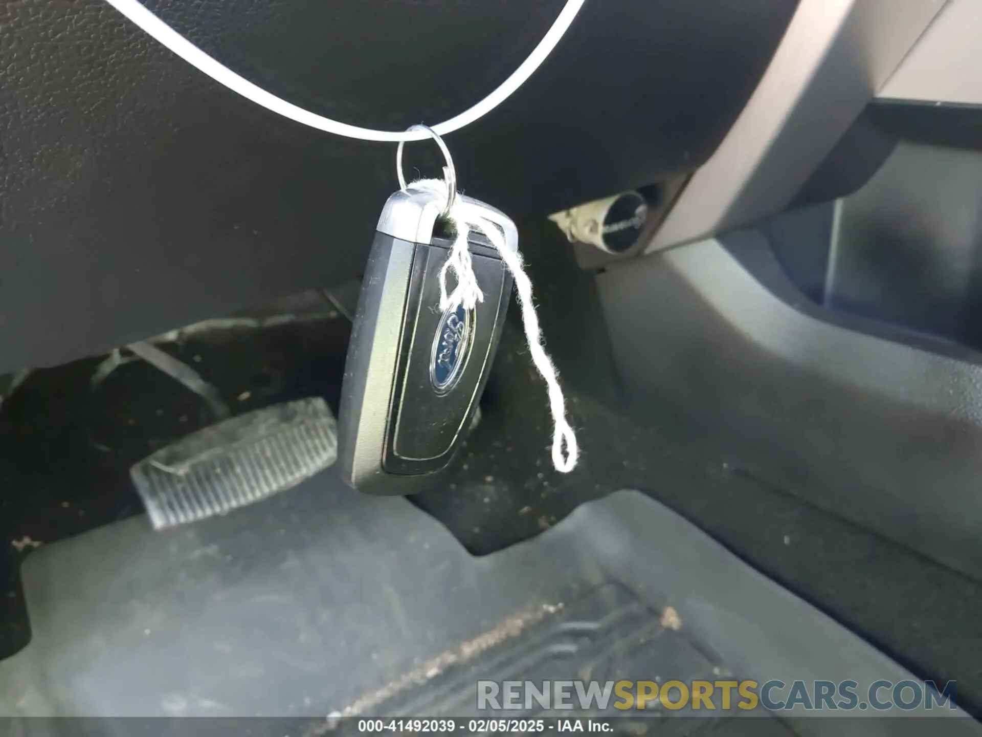 10 Photograph of a damaged car 1FT8W4DT9KED63268 FORD F-450 2019