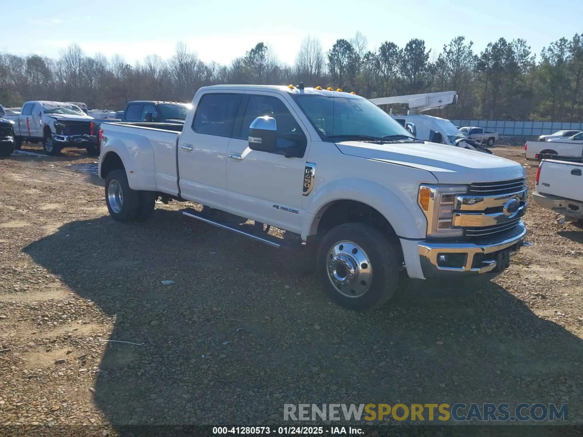 1 Photograph of a damaged car 1FT8W4DT9KEE50362 FORD F-450 2019