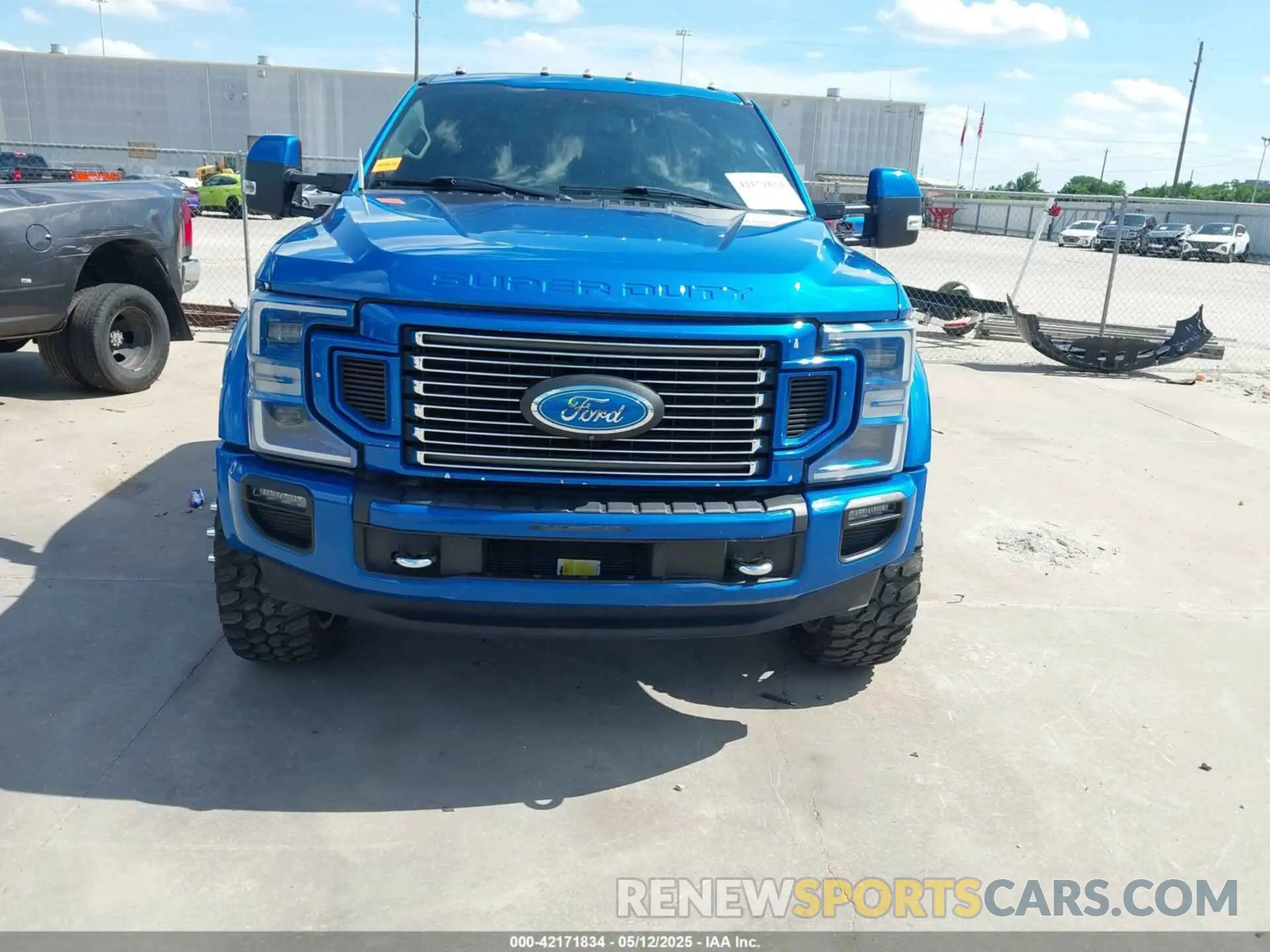 12 Photograph of a damaged car 1FT8W4DT8LEC42068 FORD F-450 2020