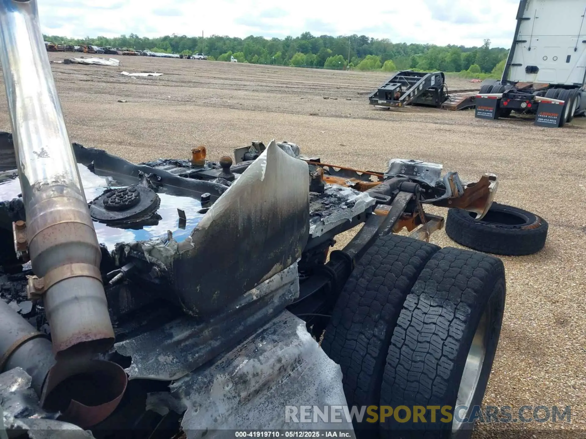 12 Photograph of a damaged car 1FT8W4DT1MEC37442 FORD F-450 2021