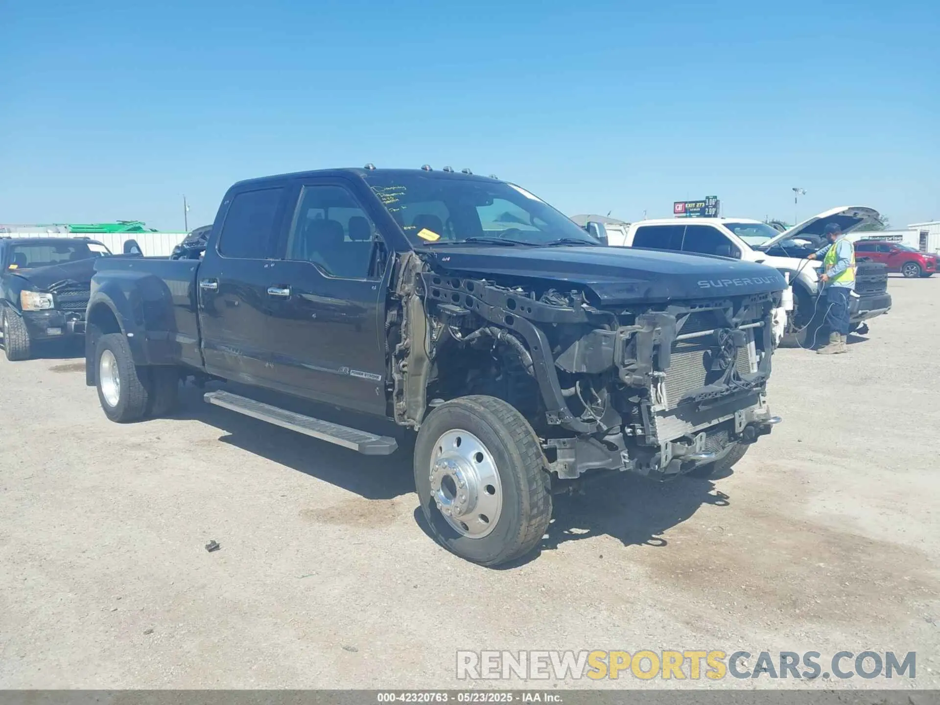 1 Photograph of a damaged car 1FT8W4DT0NED59517 FORD F-450 2022