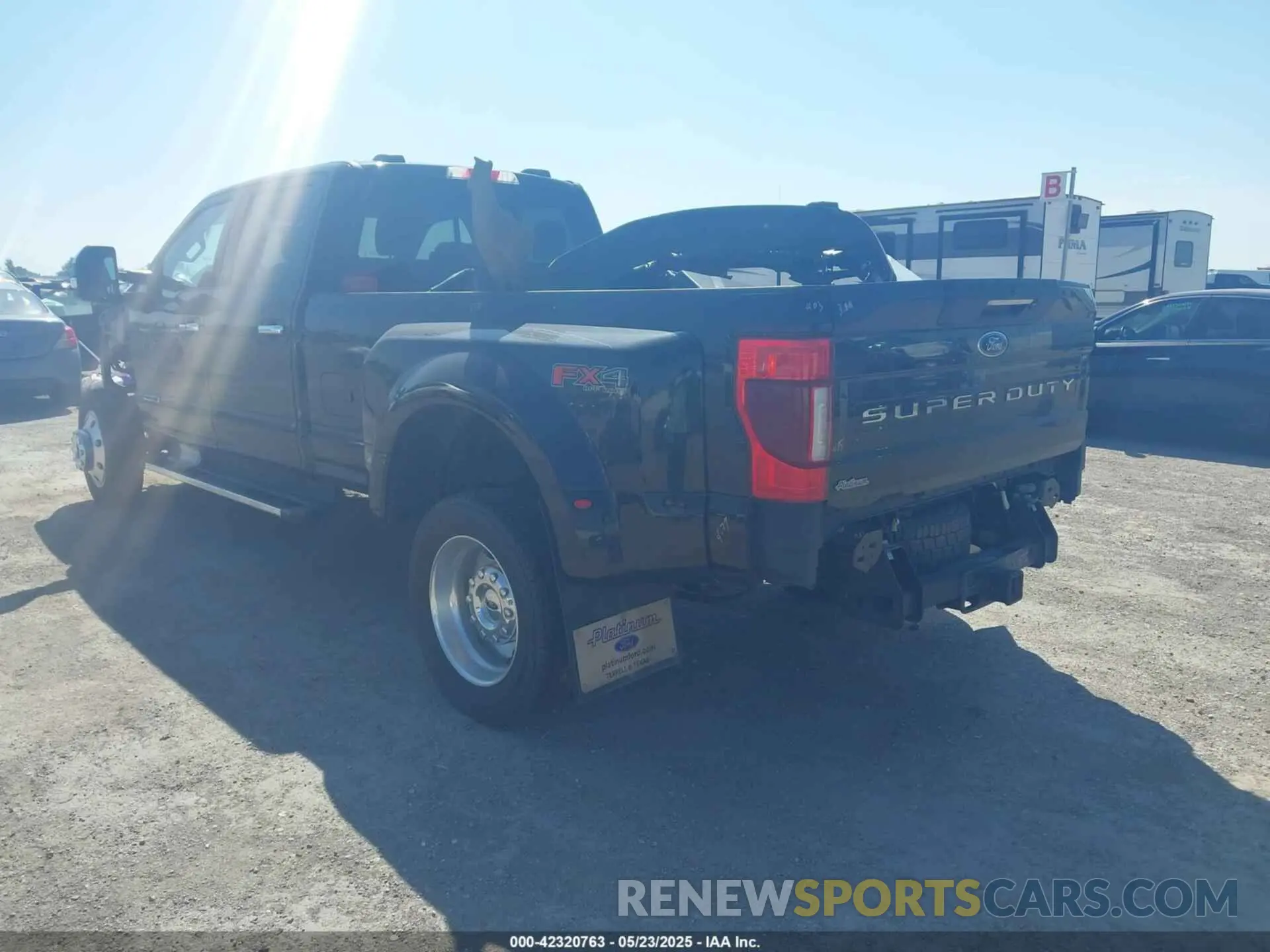 3 Photograph of a damaged car 1FT8W4DT0NED59517 FORD F-450 2022