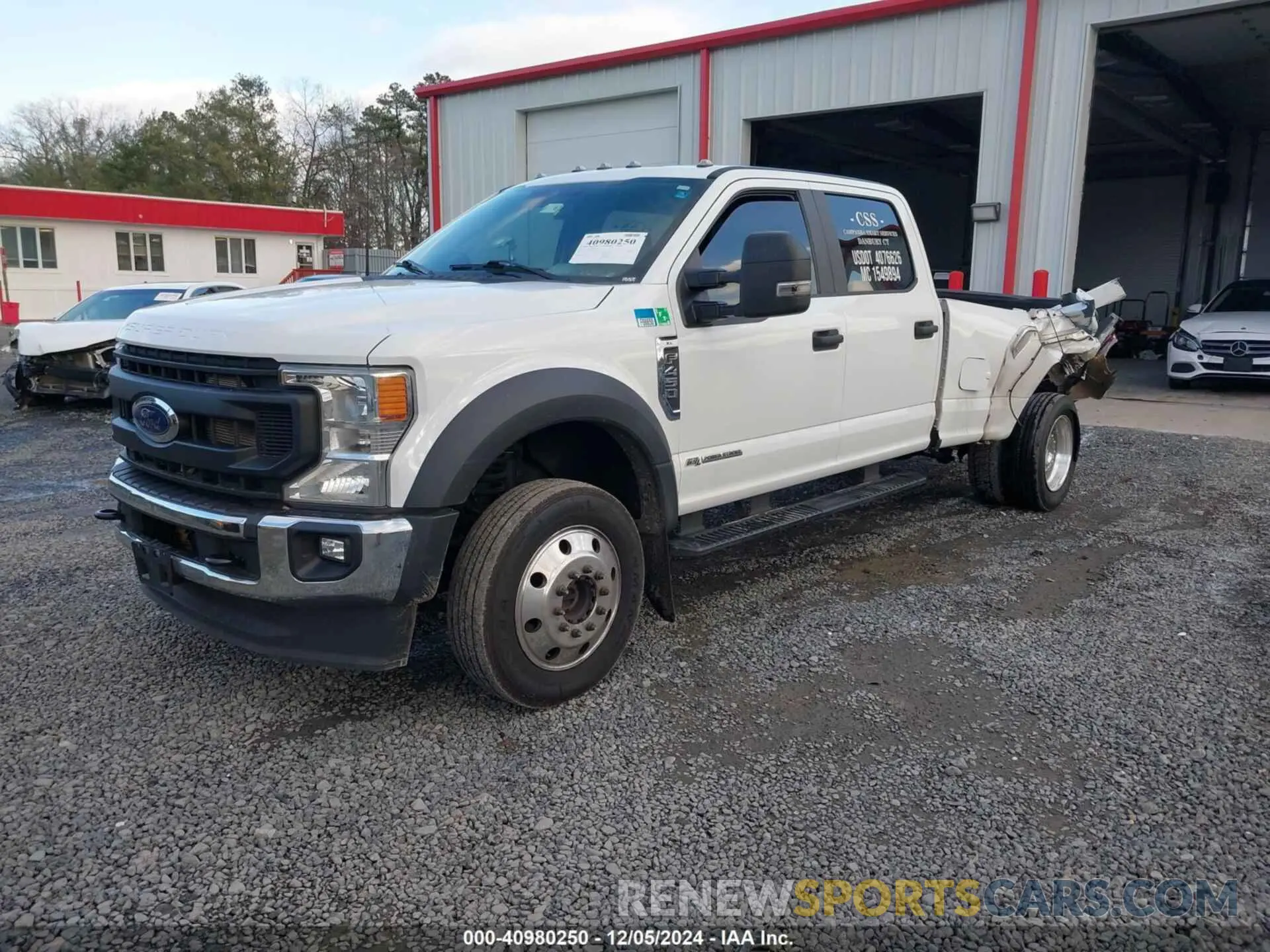 2 Photograph of a damaged car 1FT8W4DT9NEF18342 FORD F-450 2022