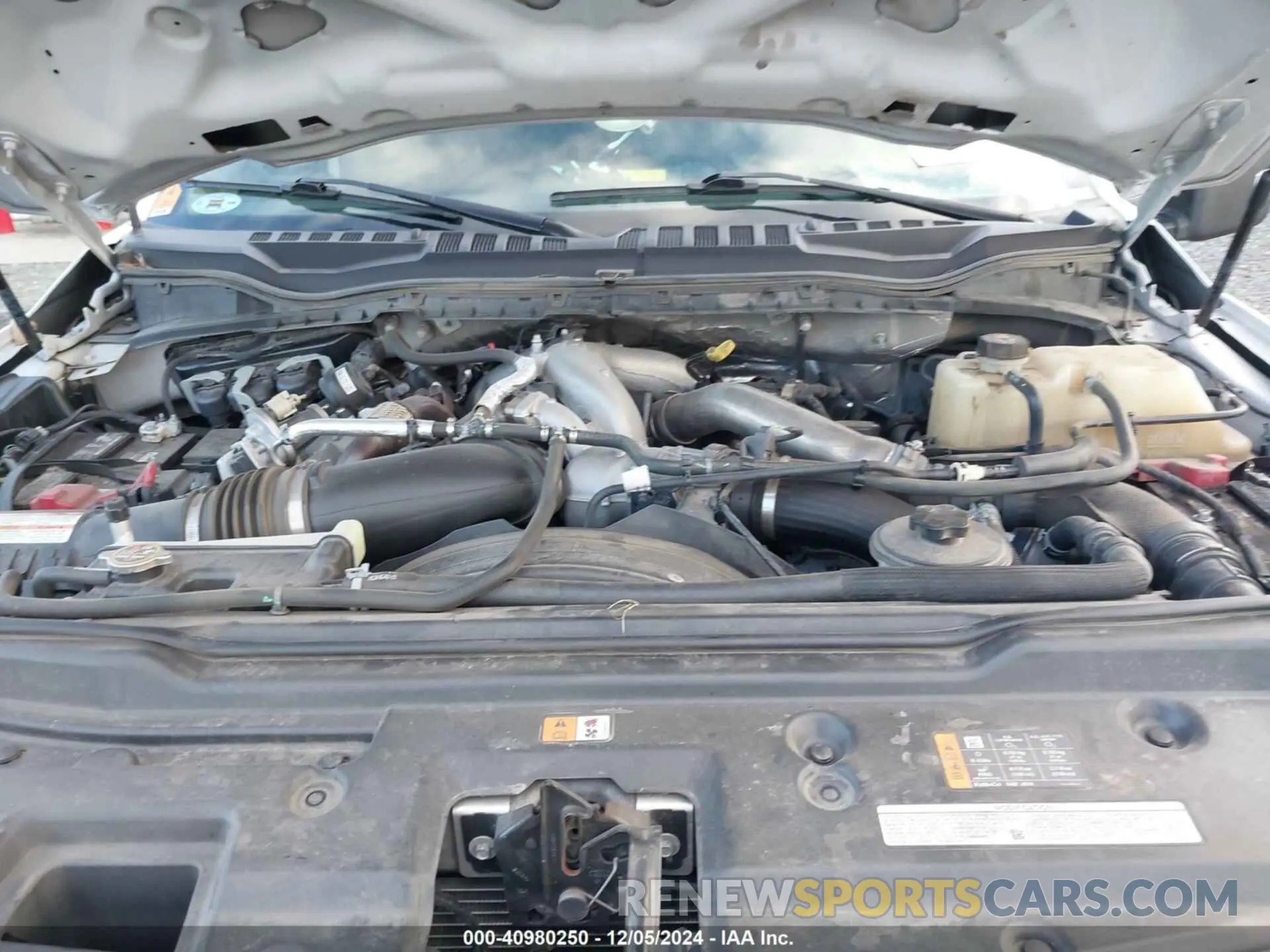 9 Photograph of a damaged car 1FT8W4DT9NEF18342 FORD F-450 2022