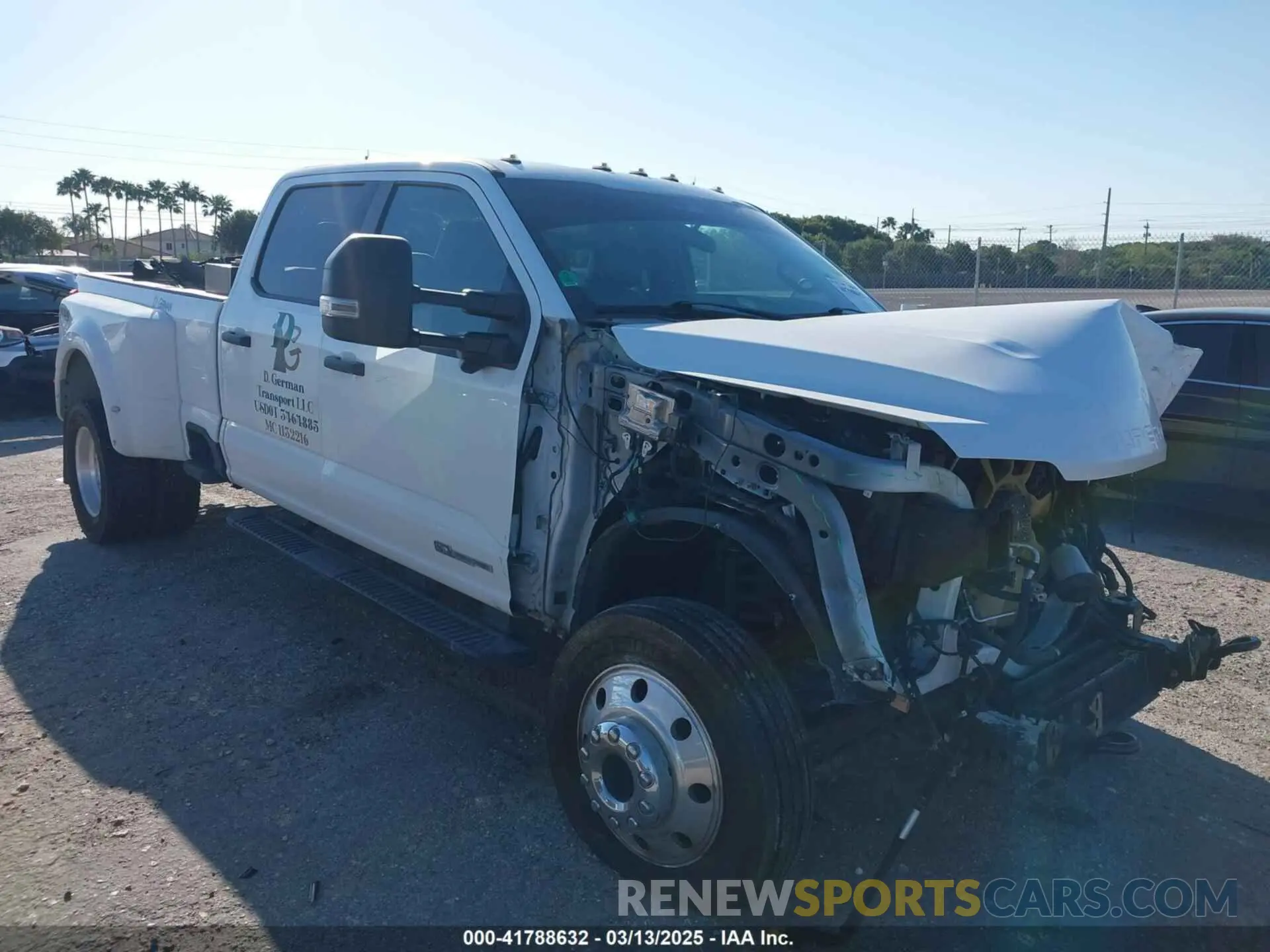 1 Photograph of a damaged car 1FT8W4DT0PED32725 FORD F-450 2023
