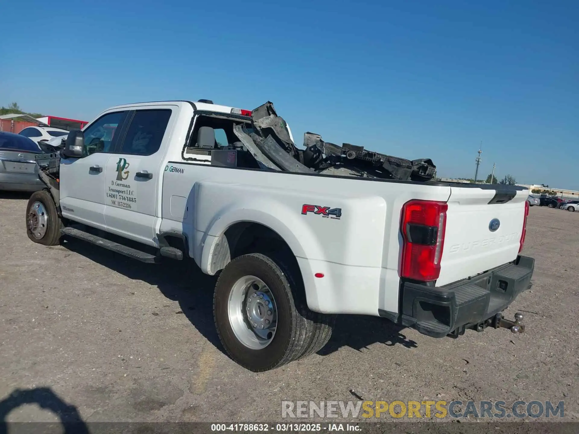 3 Photograph of a damaged car 1FT8W4DT0PED32725 FORD F-450 2023