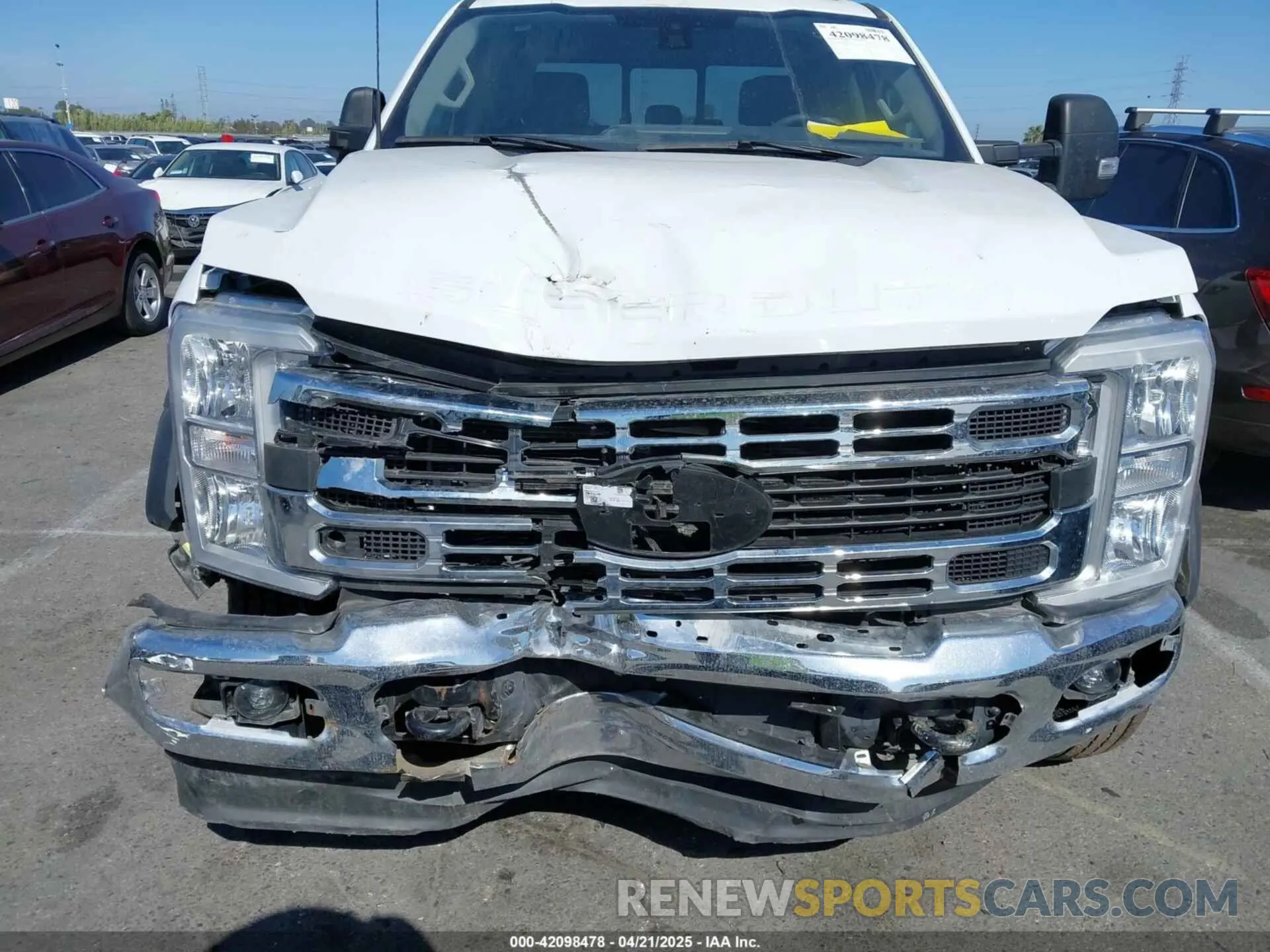 10 Photograph of a damaged car 1FT8W4DT9PEC25916 FORD F-450 2023