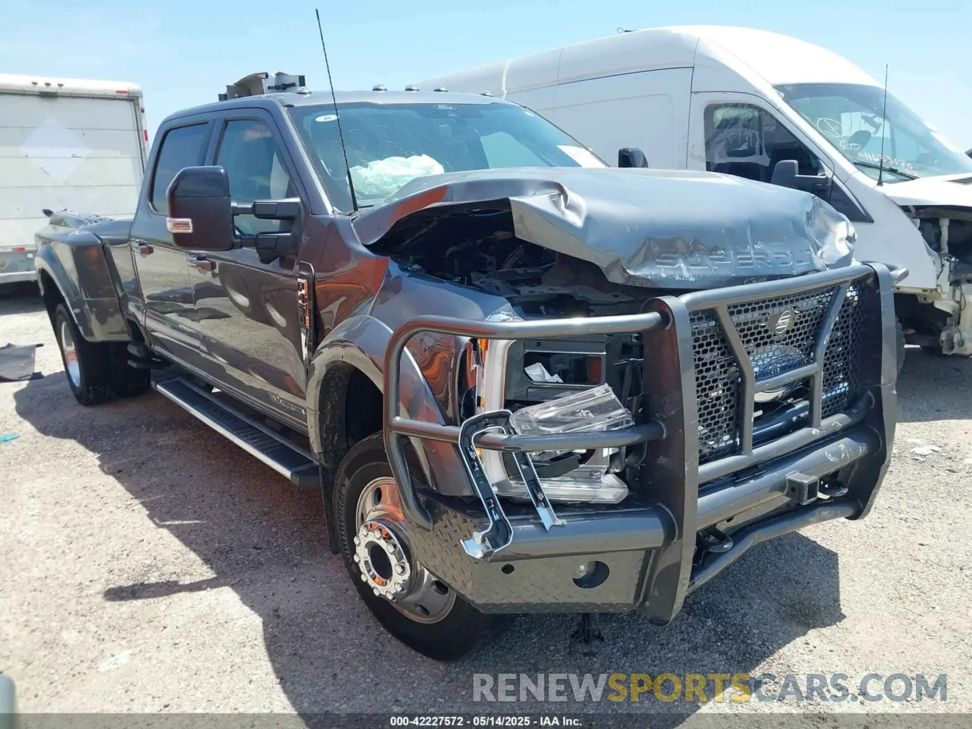 1 Photograph of a damaged car 1FT8W4DT4RED94387 FORD F-450 2024