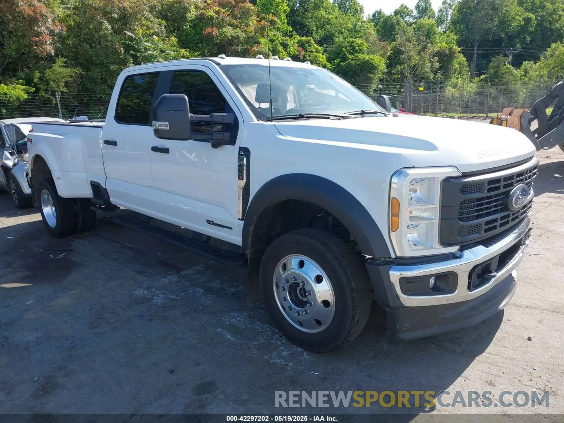 1 Photograph of a damaged car 1FT8W4DT8REC34481 FORD F-450 2024